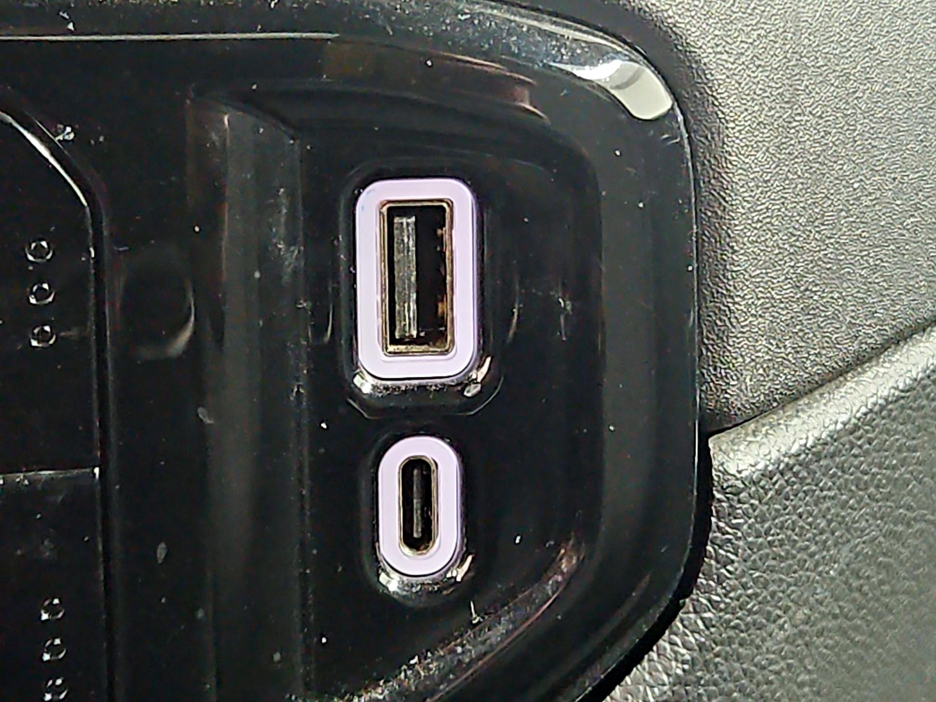 Thumbnail: 2024 Chevrolet Silverado 1500 - 18