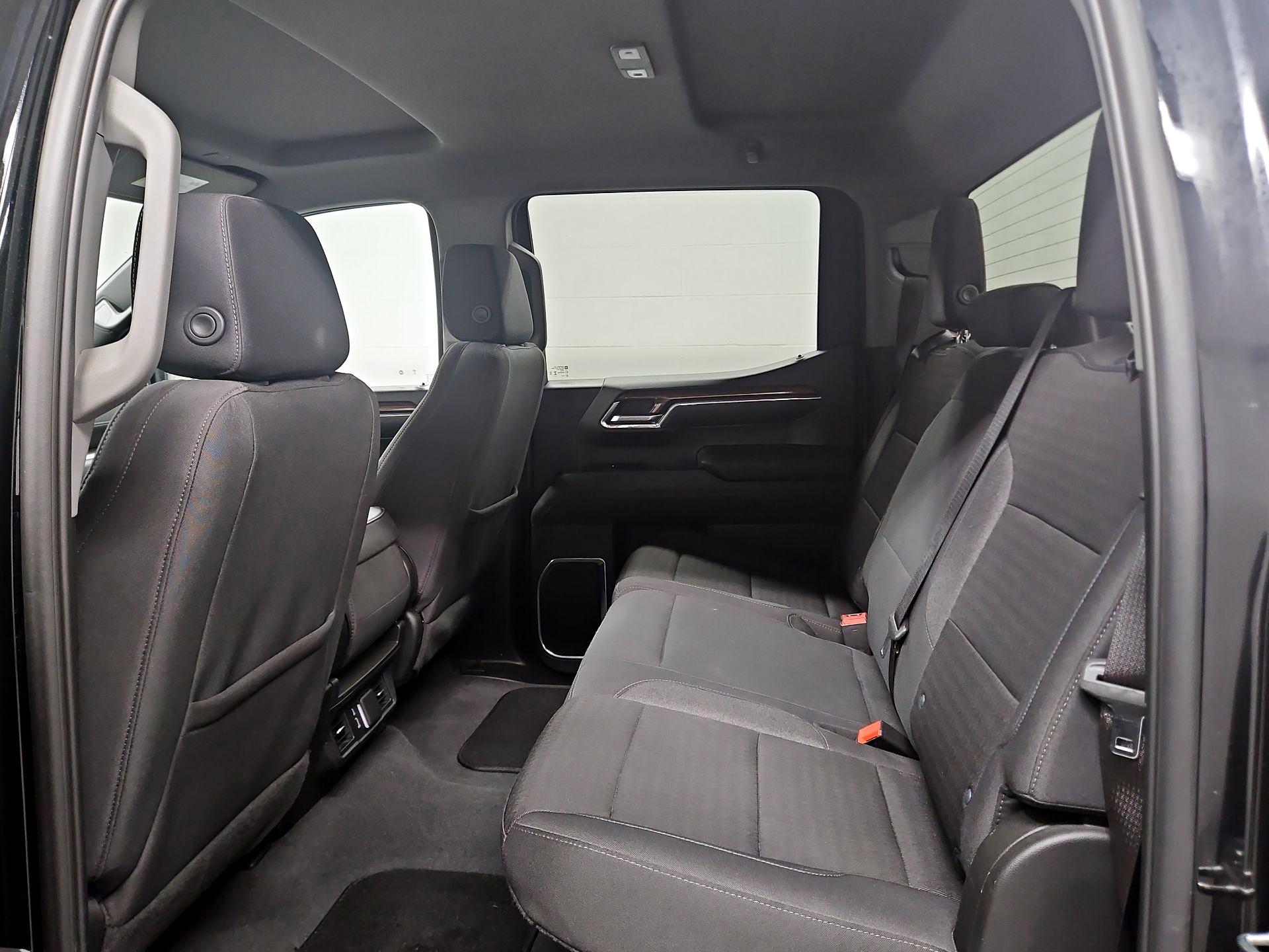 Thumbnail: 2024 Chevrolet Silverado 1500 - 19