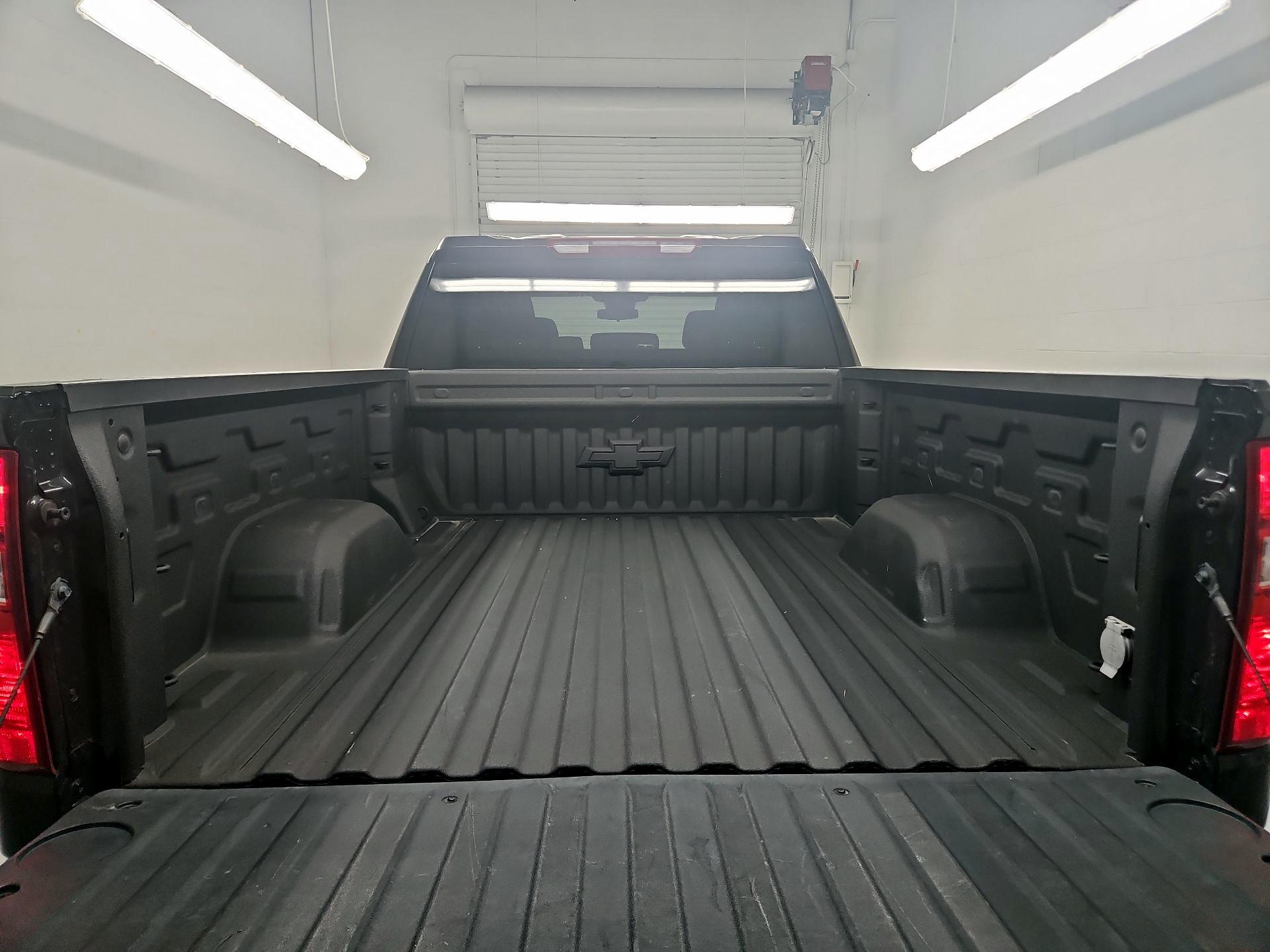 Thumbnail: 2024 Chevrolet Silverado 1500 - 20