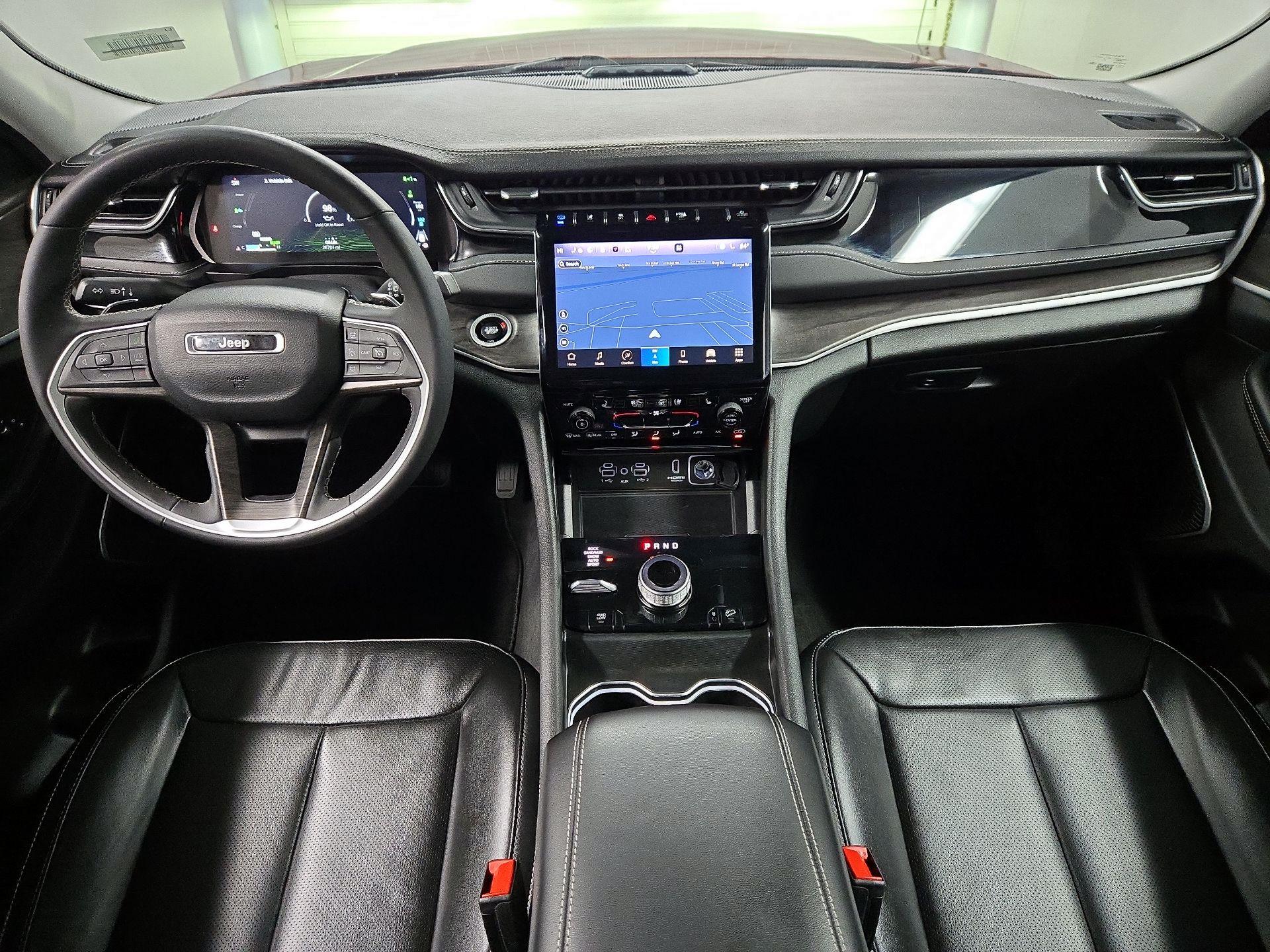 Thumbnail: 2024 Jeep Grand Cherokee - 9