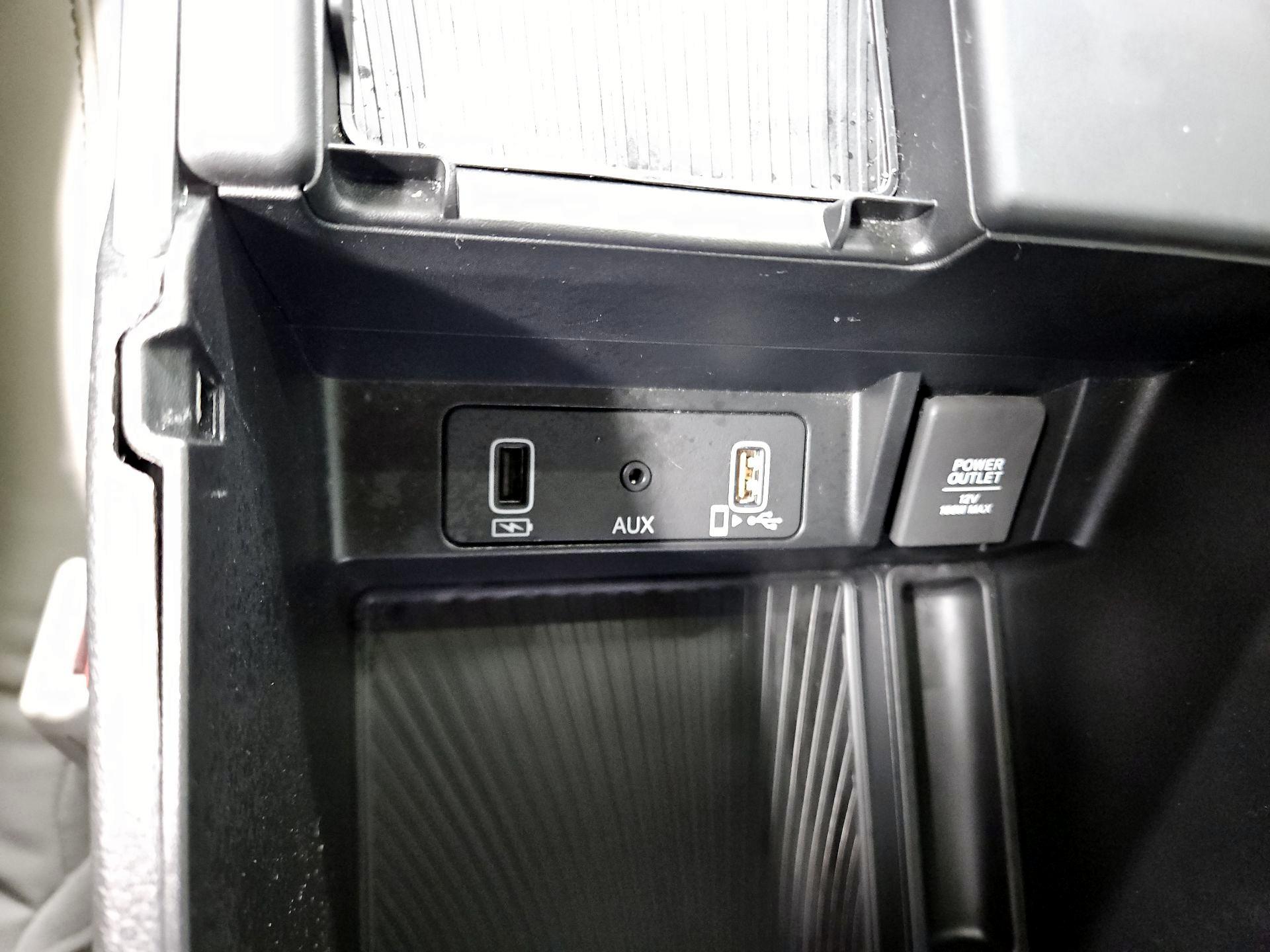 Thumbnail: 2022 Acura TLX - 19