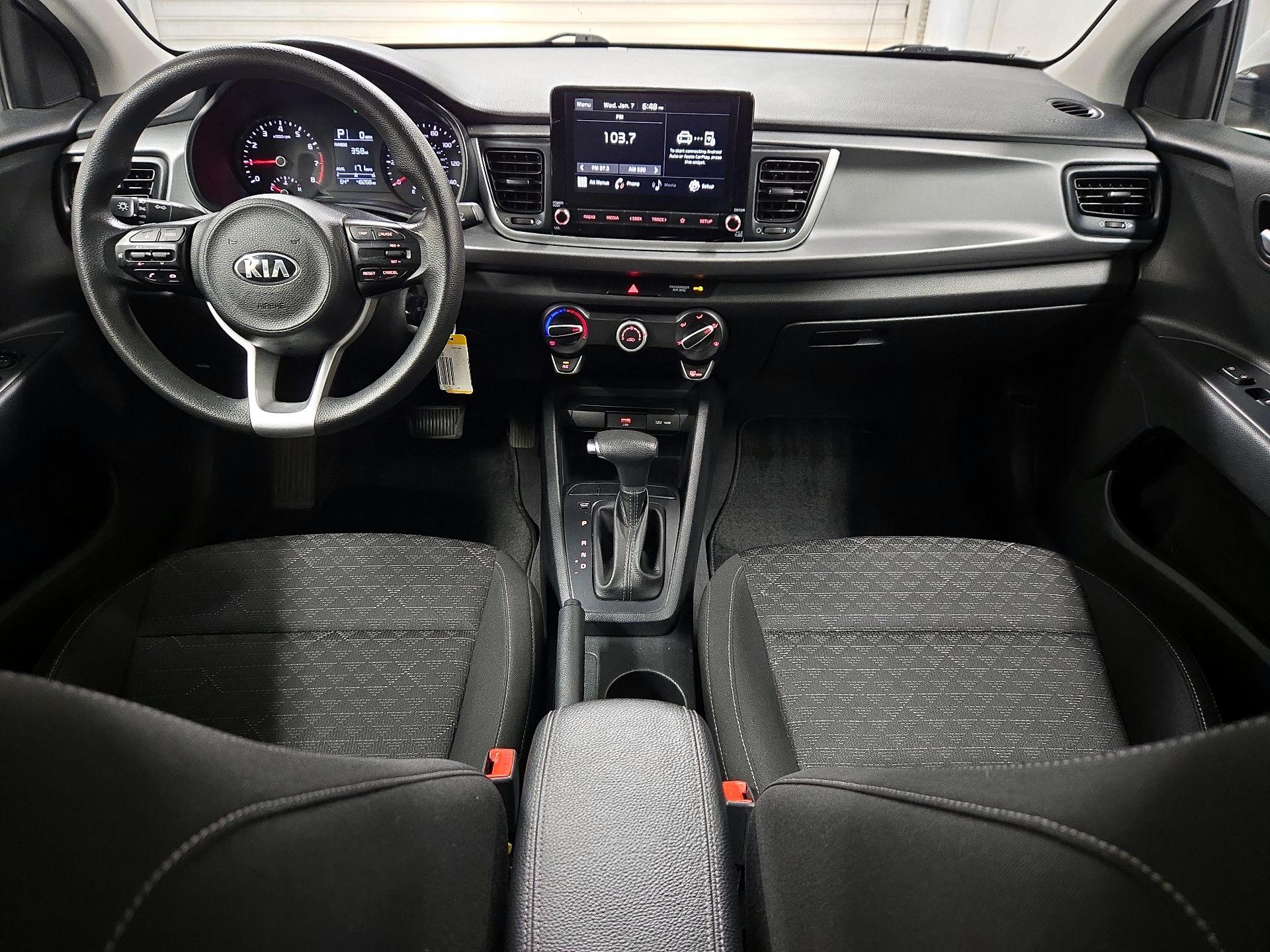 Thumbnail: 2021 Kia Rio - 9