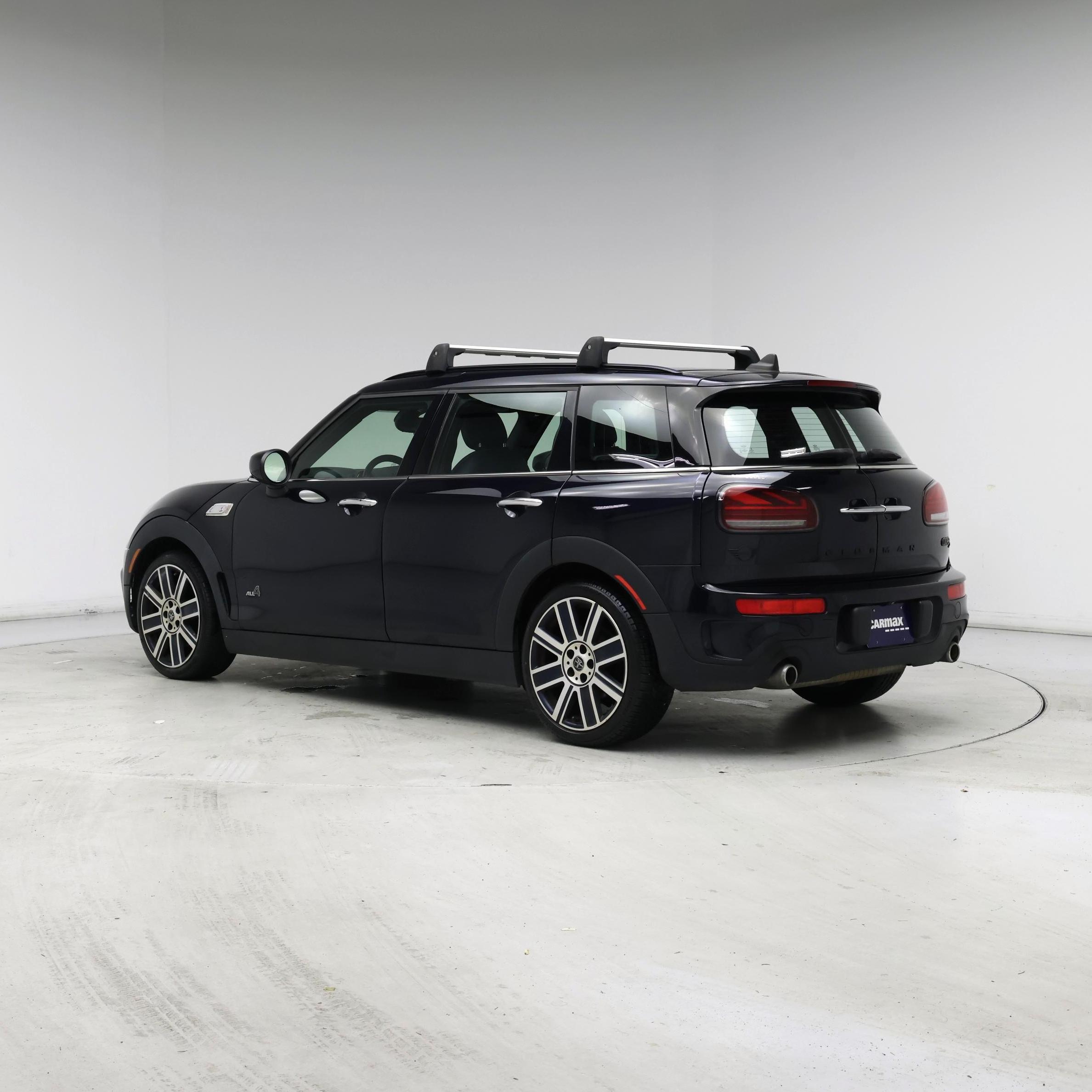 Thumbnail: 2020 MINI Cooper Clubman - 2