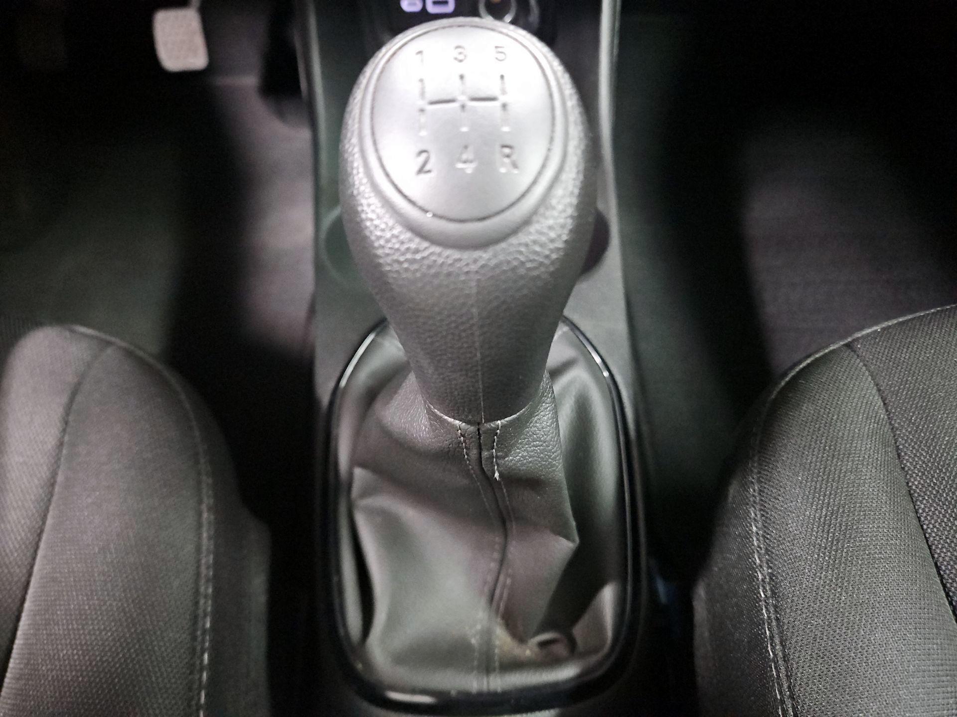 Thumbnail: 2022 Chevrolet Spark - 17