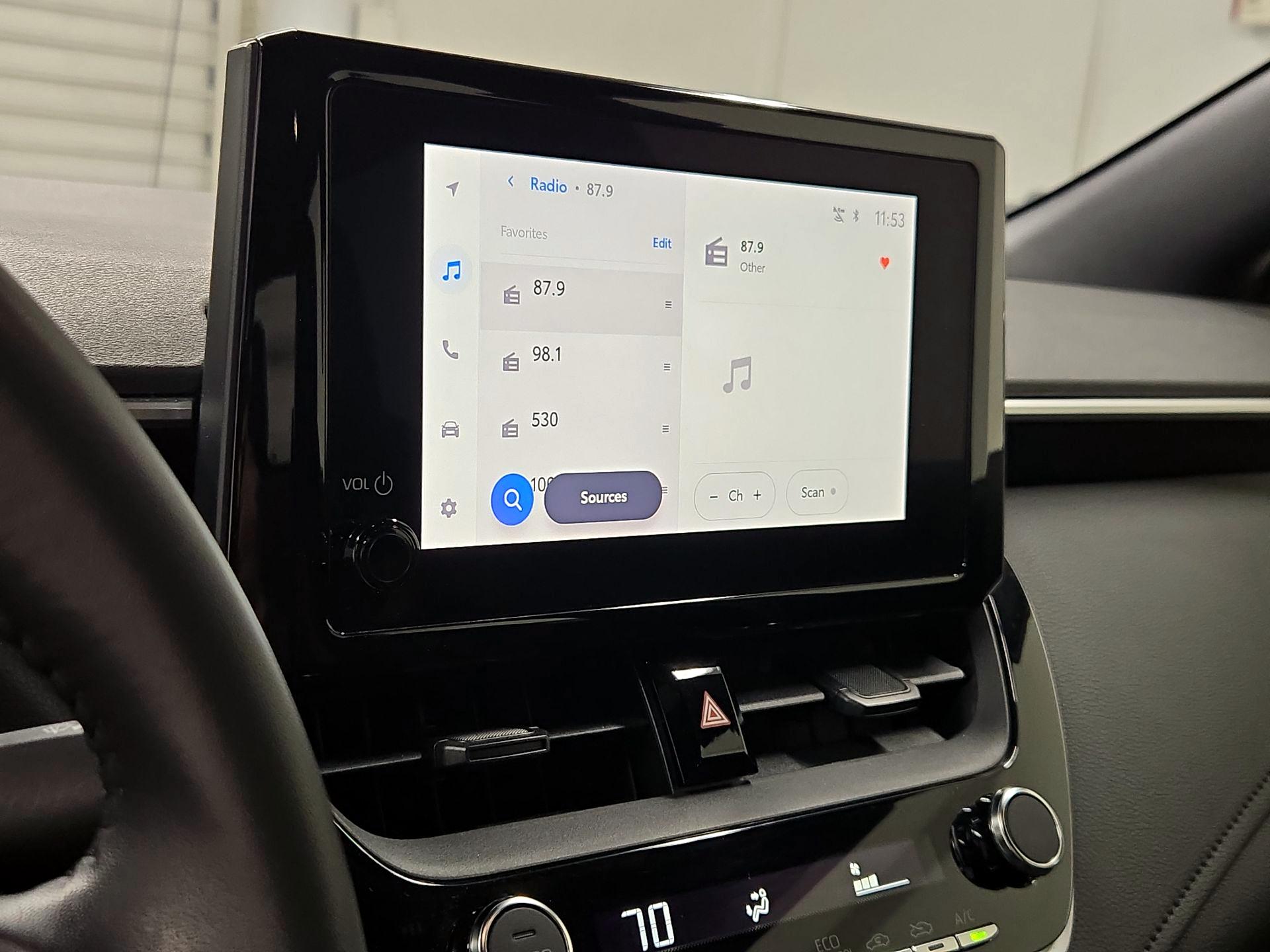 Thumbnail: 2023 Toyota Corolla - 15