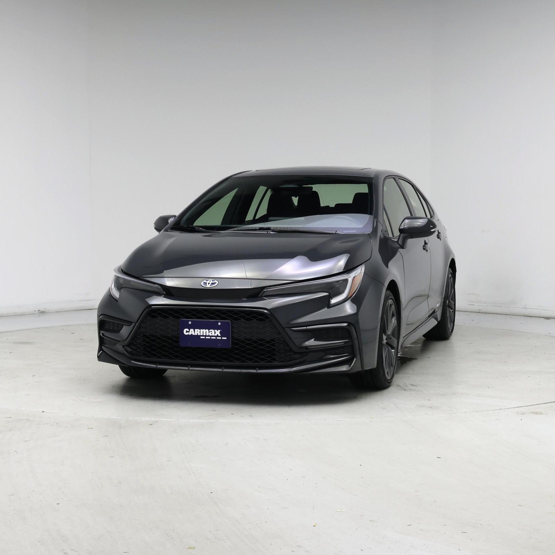 Thumbnail: 2023 Toyota Corolla - 4