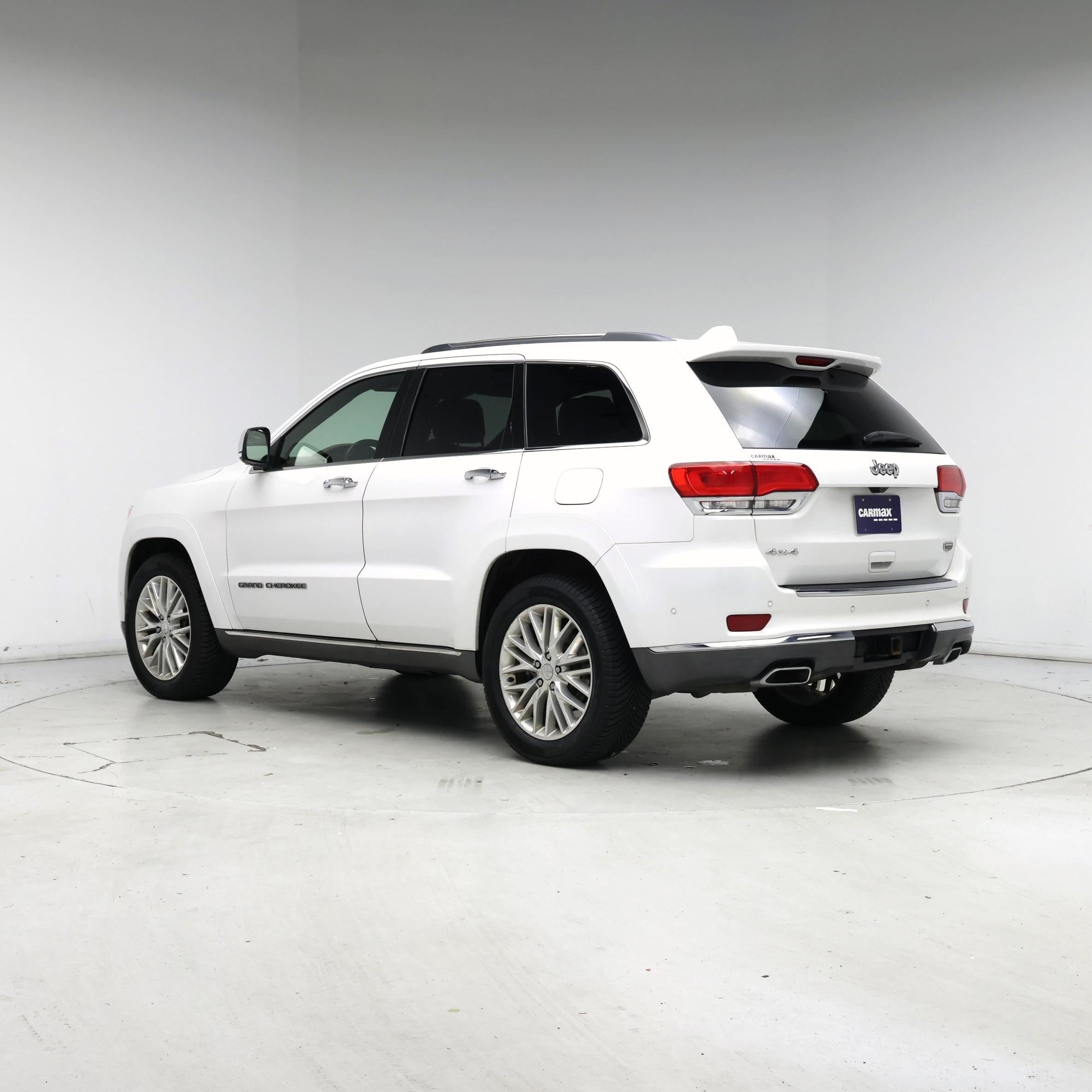 Thumbnail: 2017 Jeep Grand Cherokee - 2