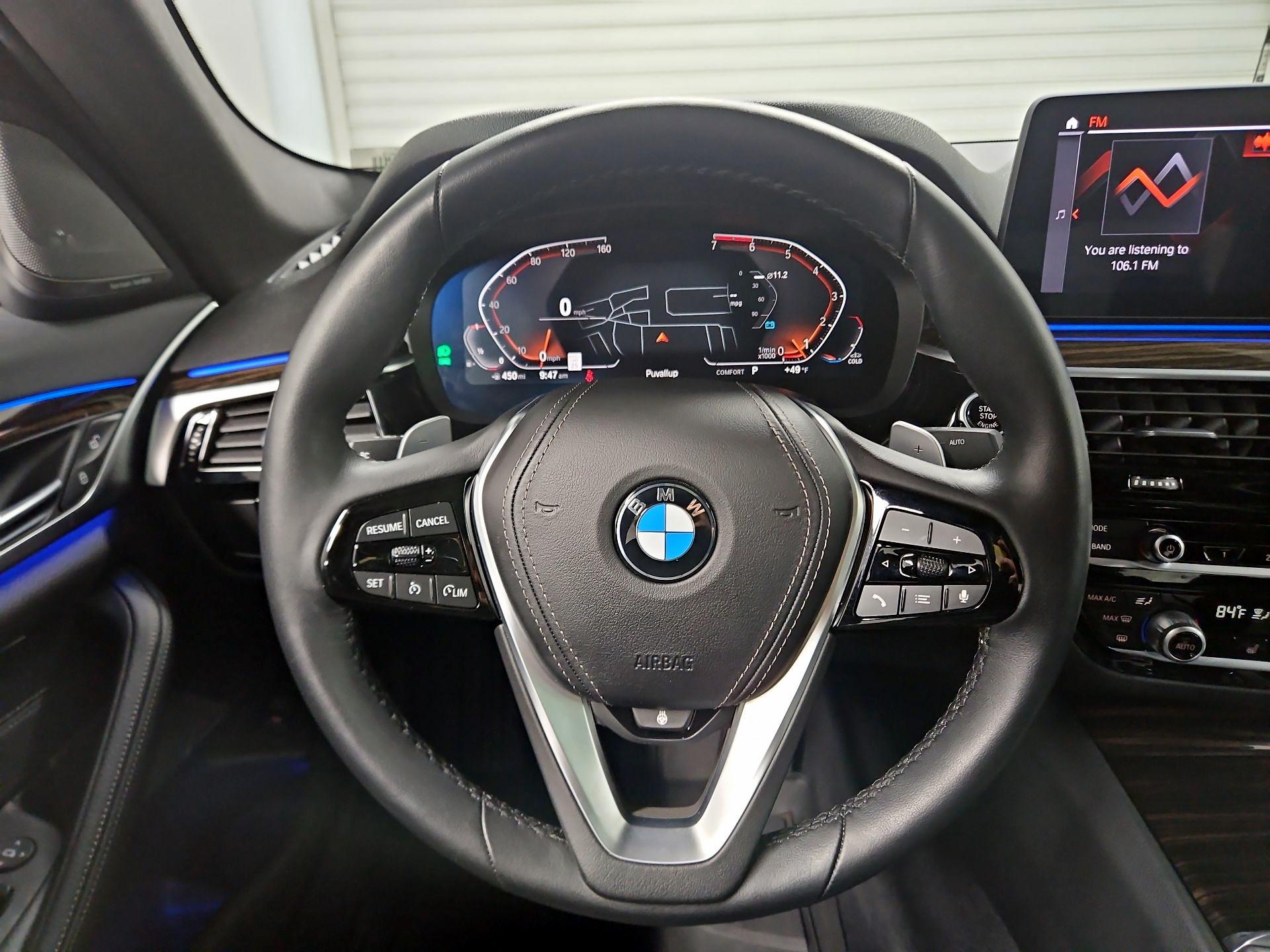 Thumbnail: 2021 BMW 5 Series - 10