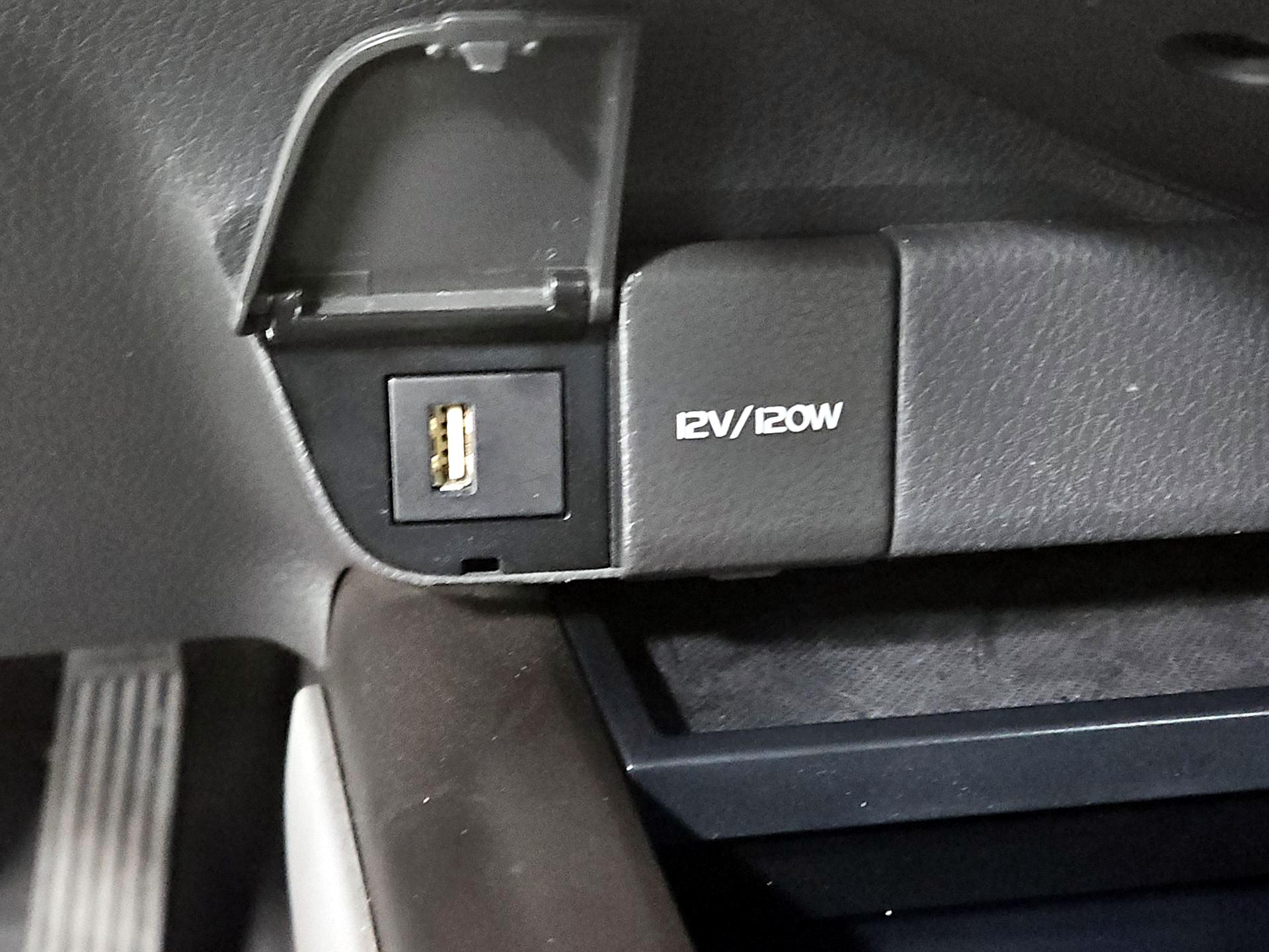 Thumbnail: 2021 Toyota Camry - 18