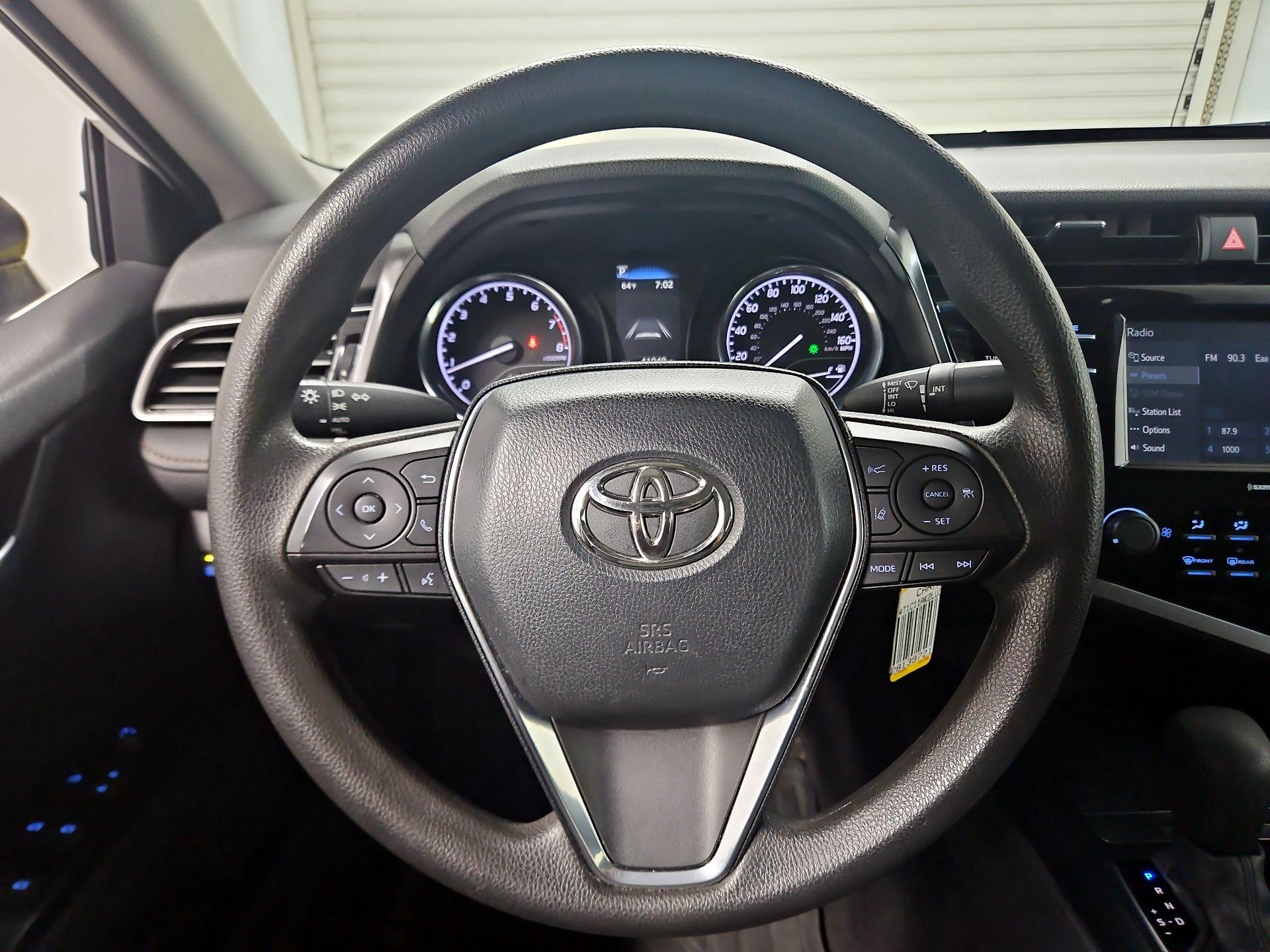 Thumbnail: 2020 Toyota Camry - 10