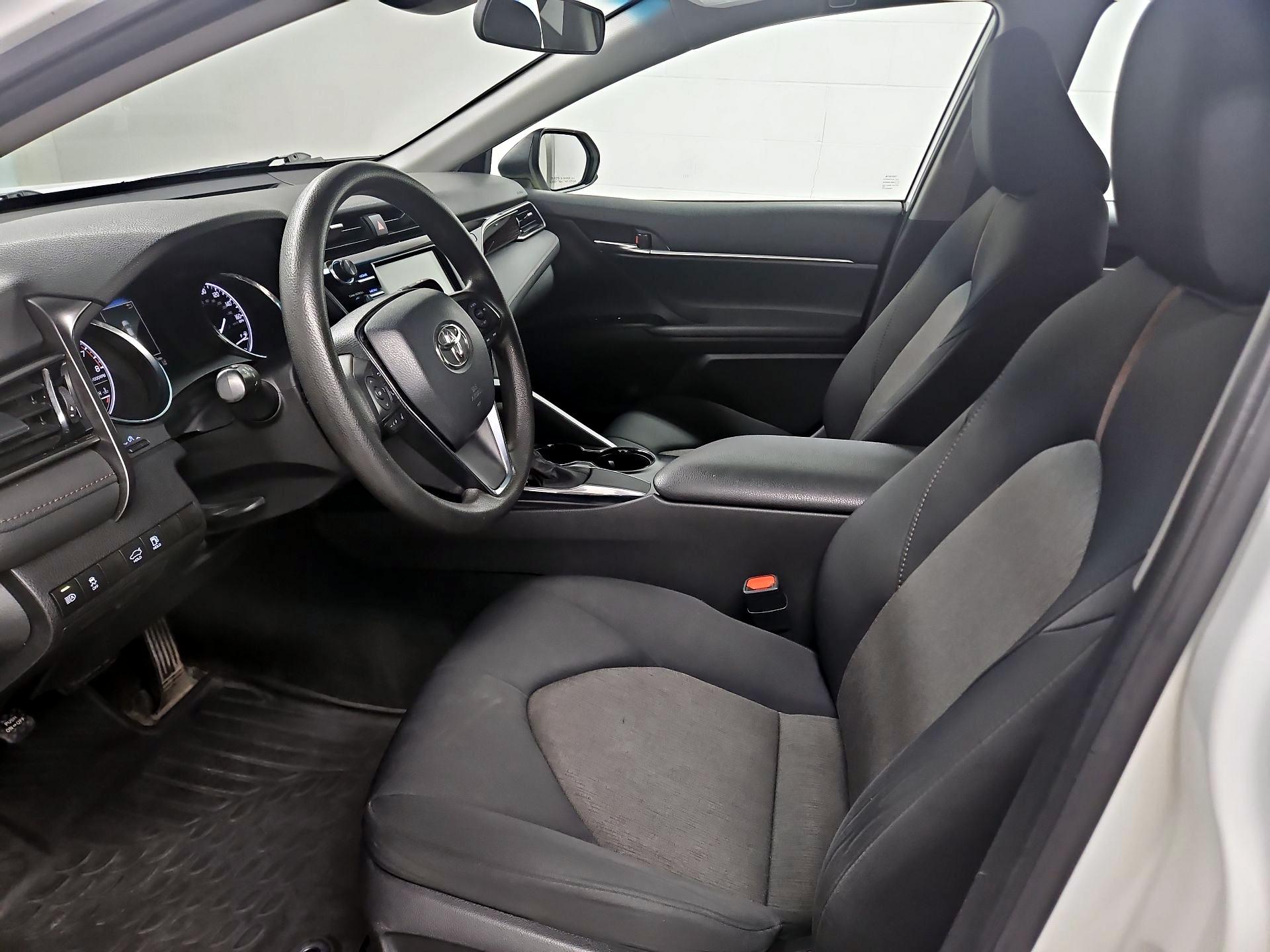 Thumbnail: 2020 Toyota Camry - 11