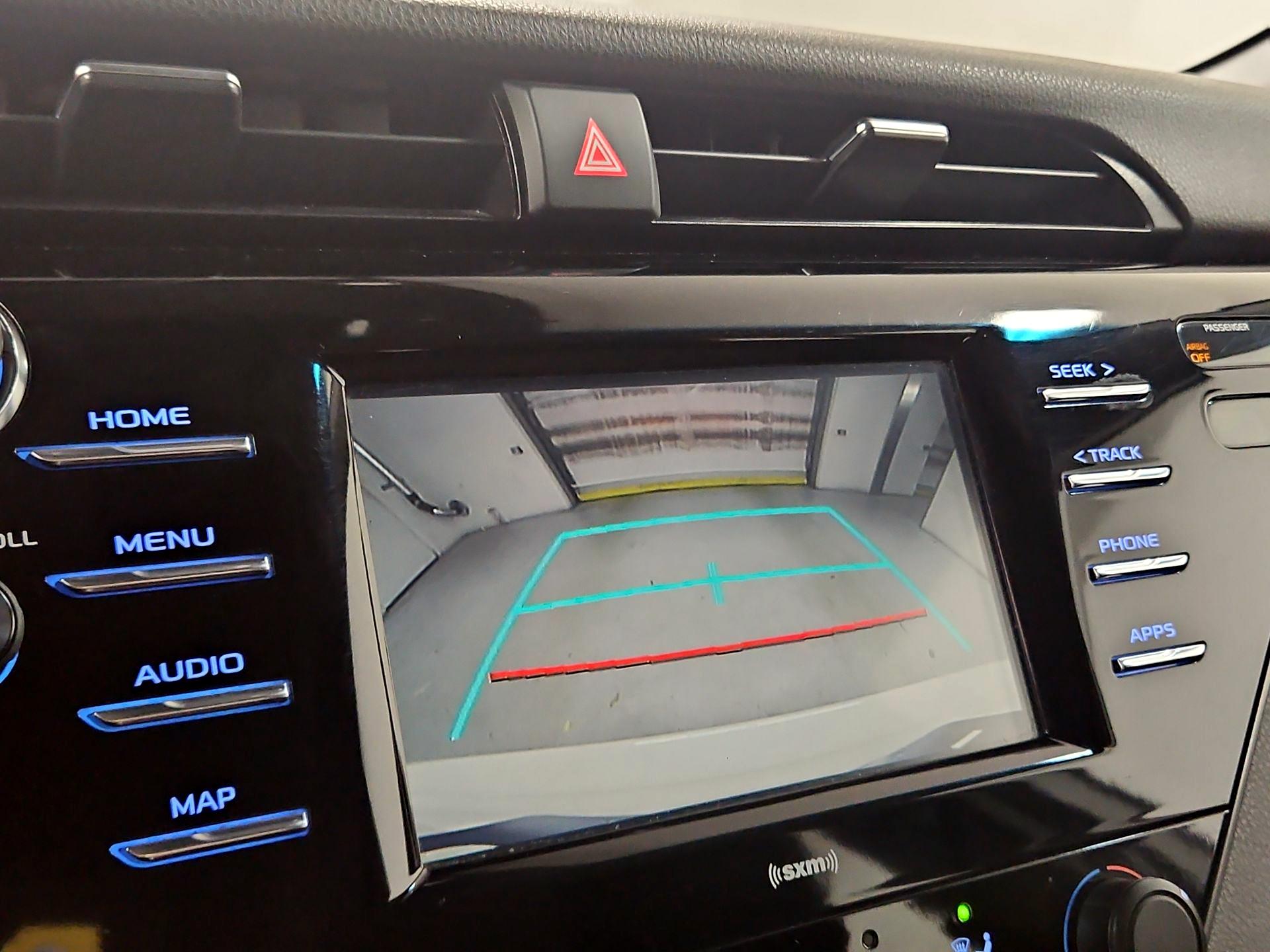 Thumbnail: 2020 Toyota Camry - 14