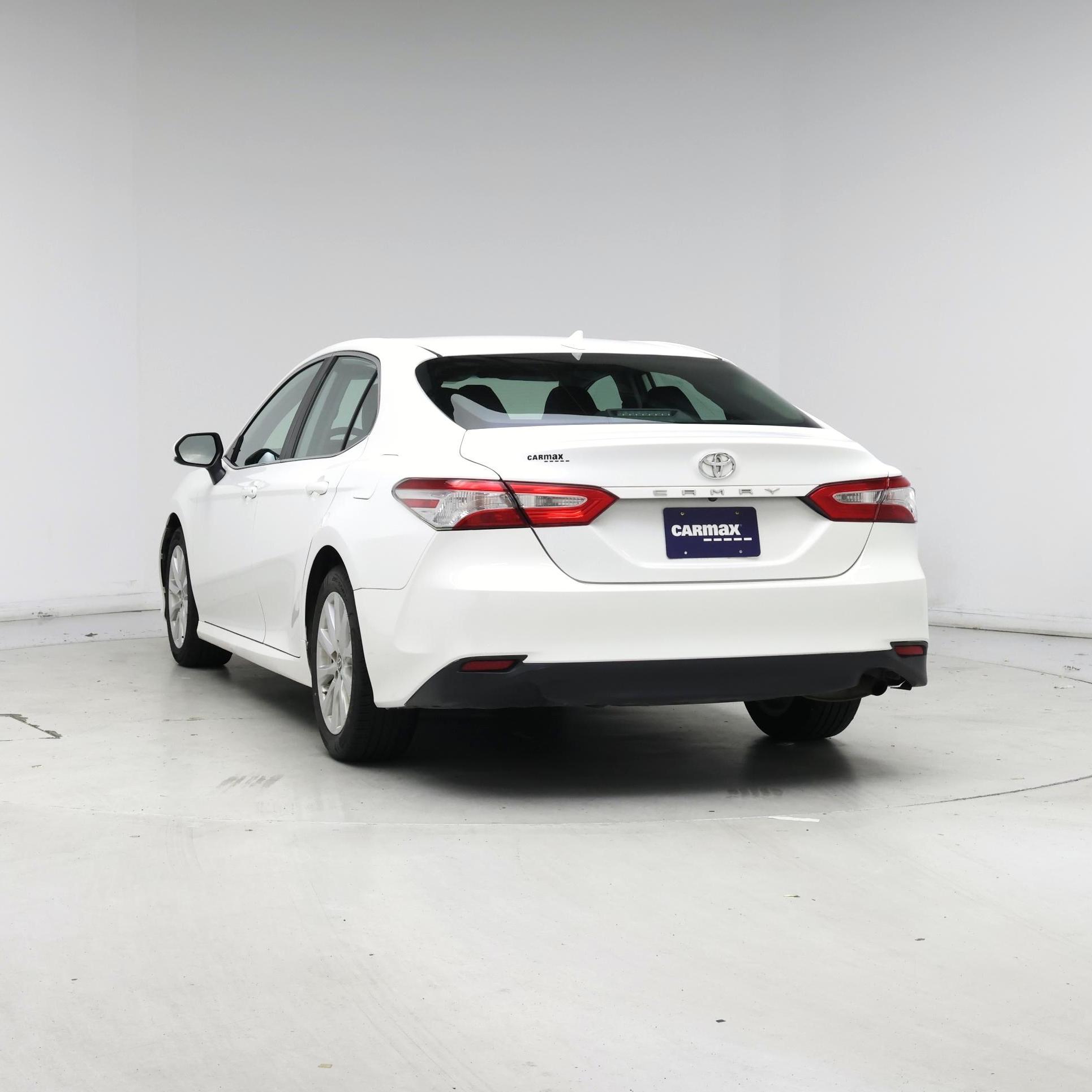 Thumbnail: 2020 Toyota Camry - 6