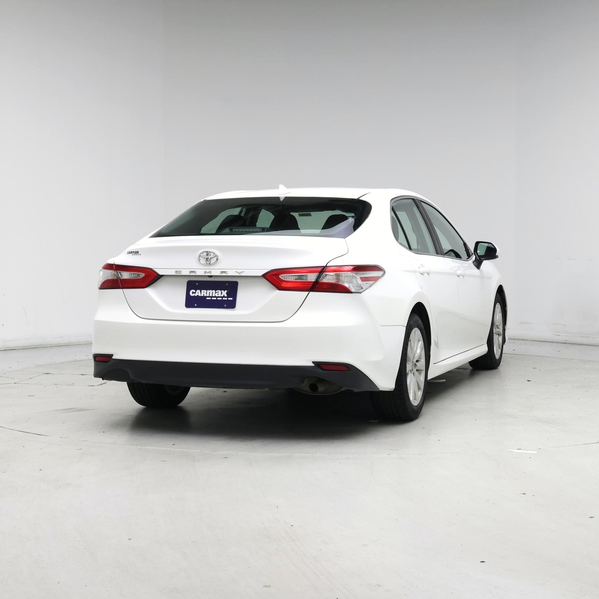 Thumbnail: 2020 Toyota Camry - 8