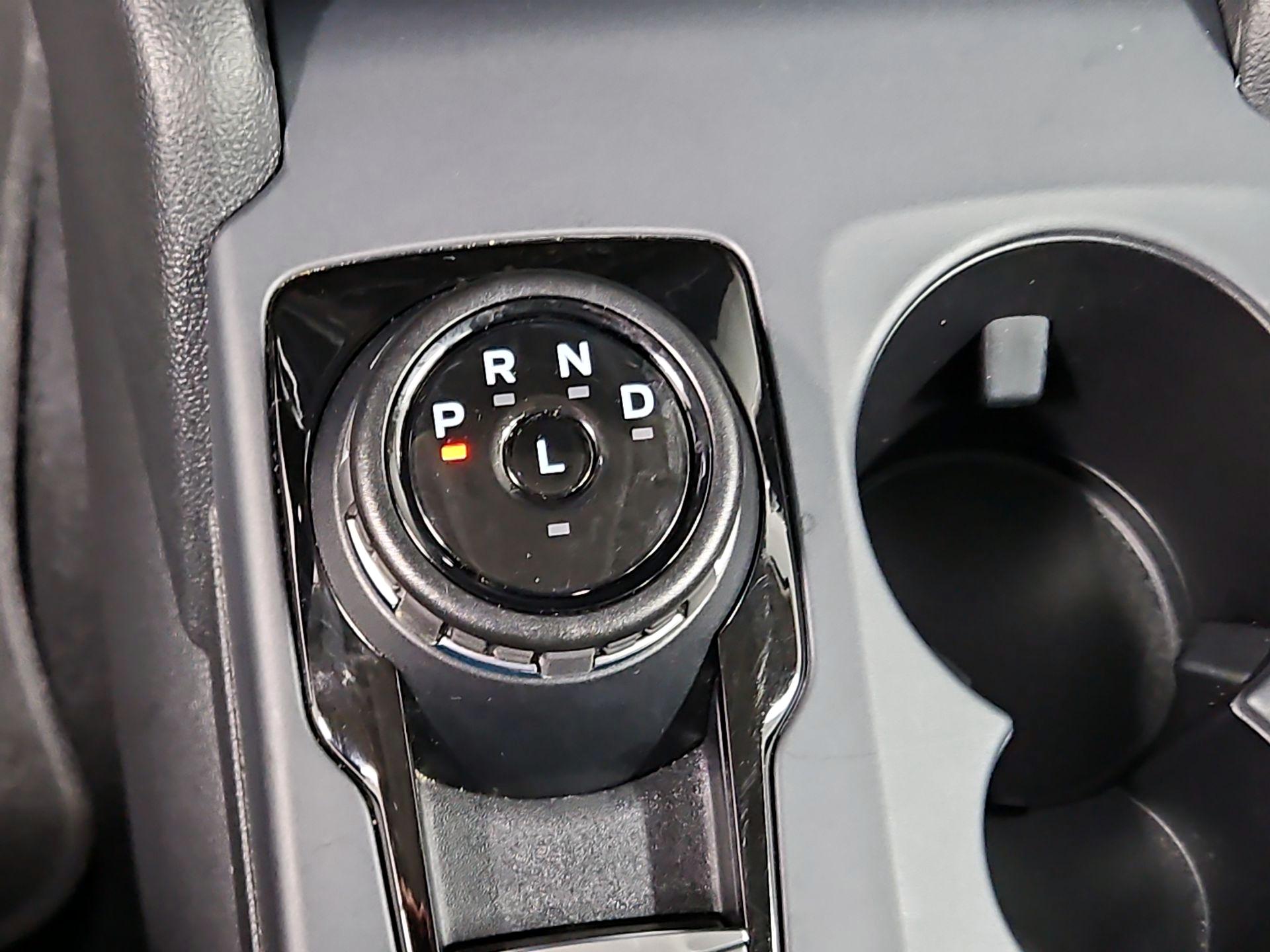 Thumbnail: 2022 Ford Bronco Sport - 18