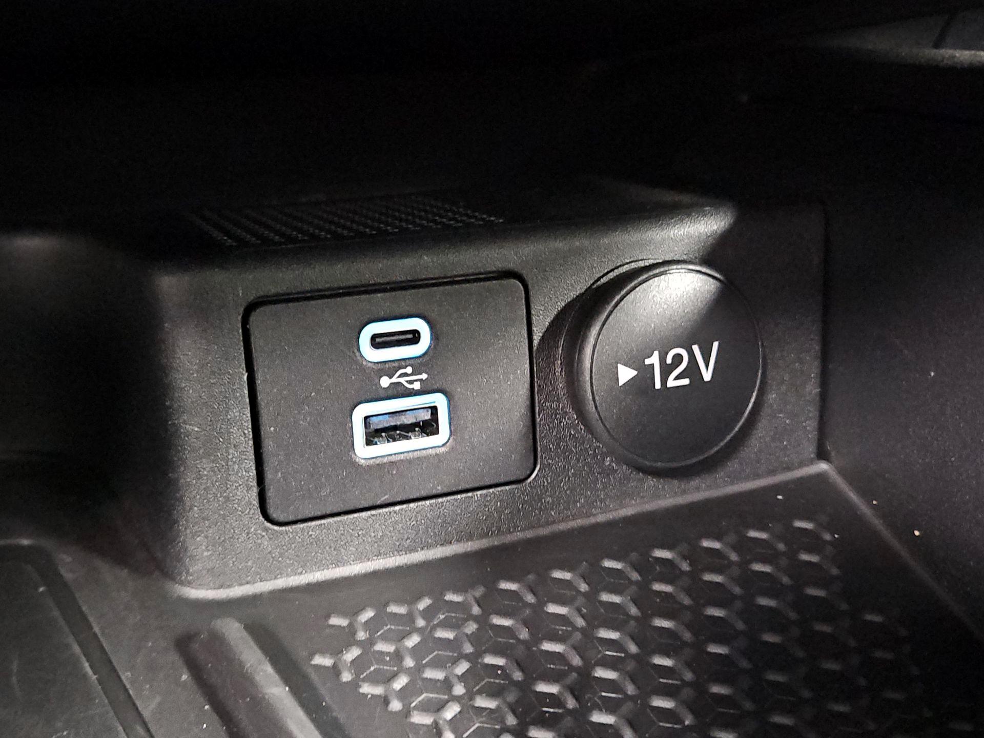 Thumbnail: 2022 Ford Bronco Sport - 19