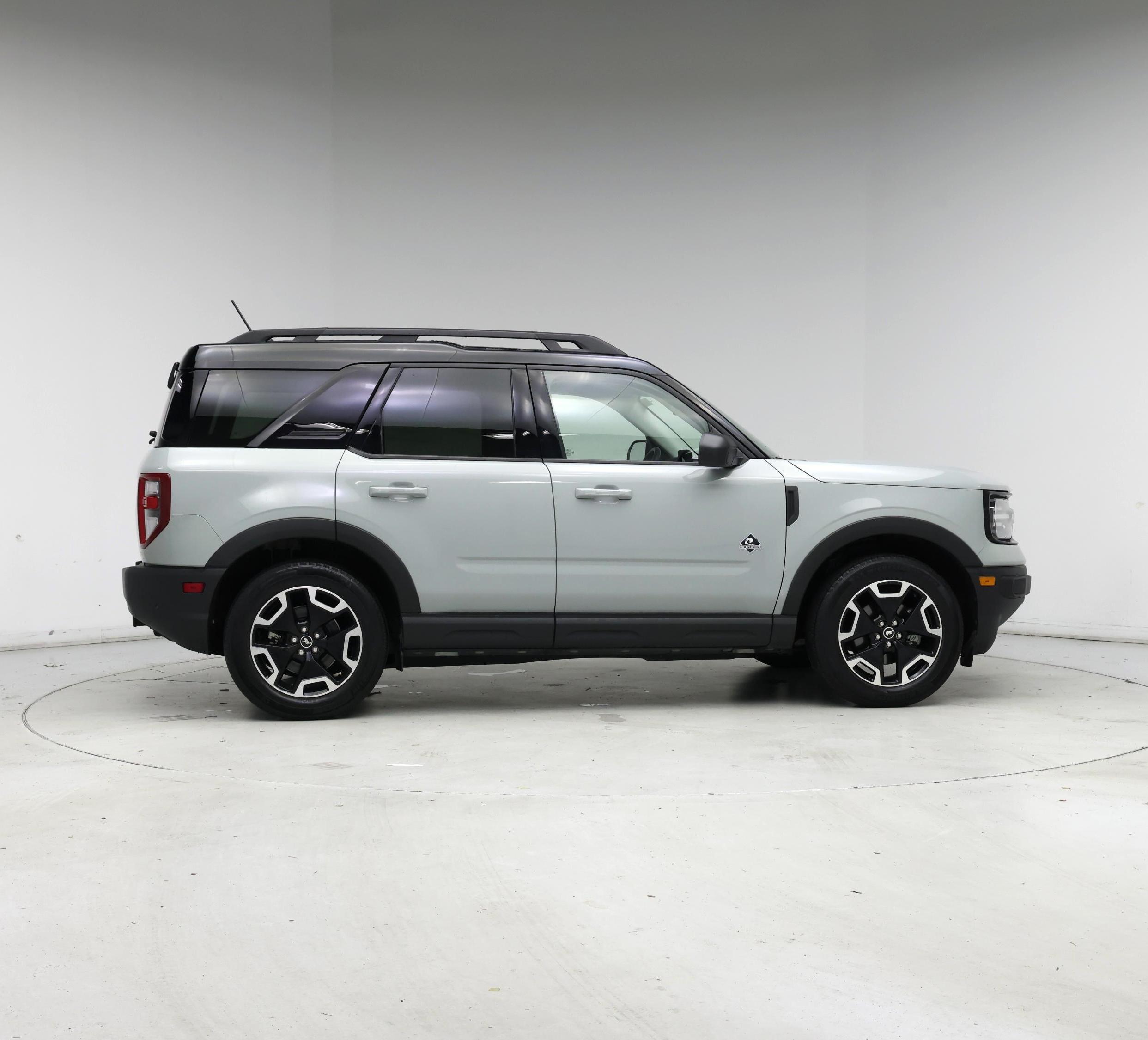 Thumbnail: 2022 Ford Bronco Sport - 7