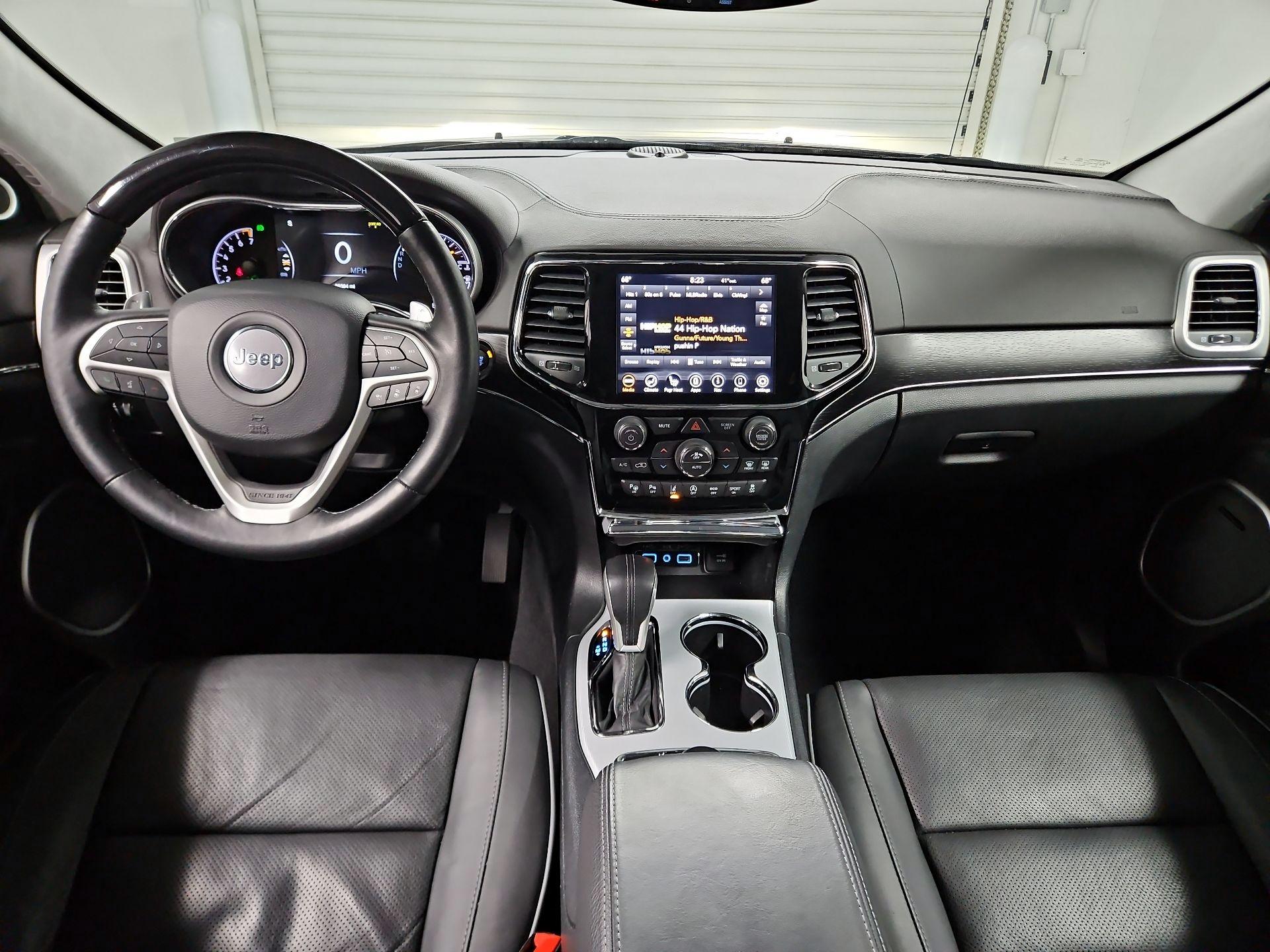 Thumbnail: 2020 Jeep Grand Cherokee - 9