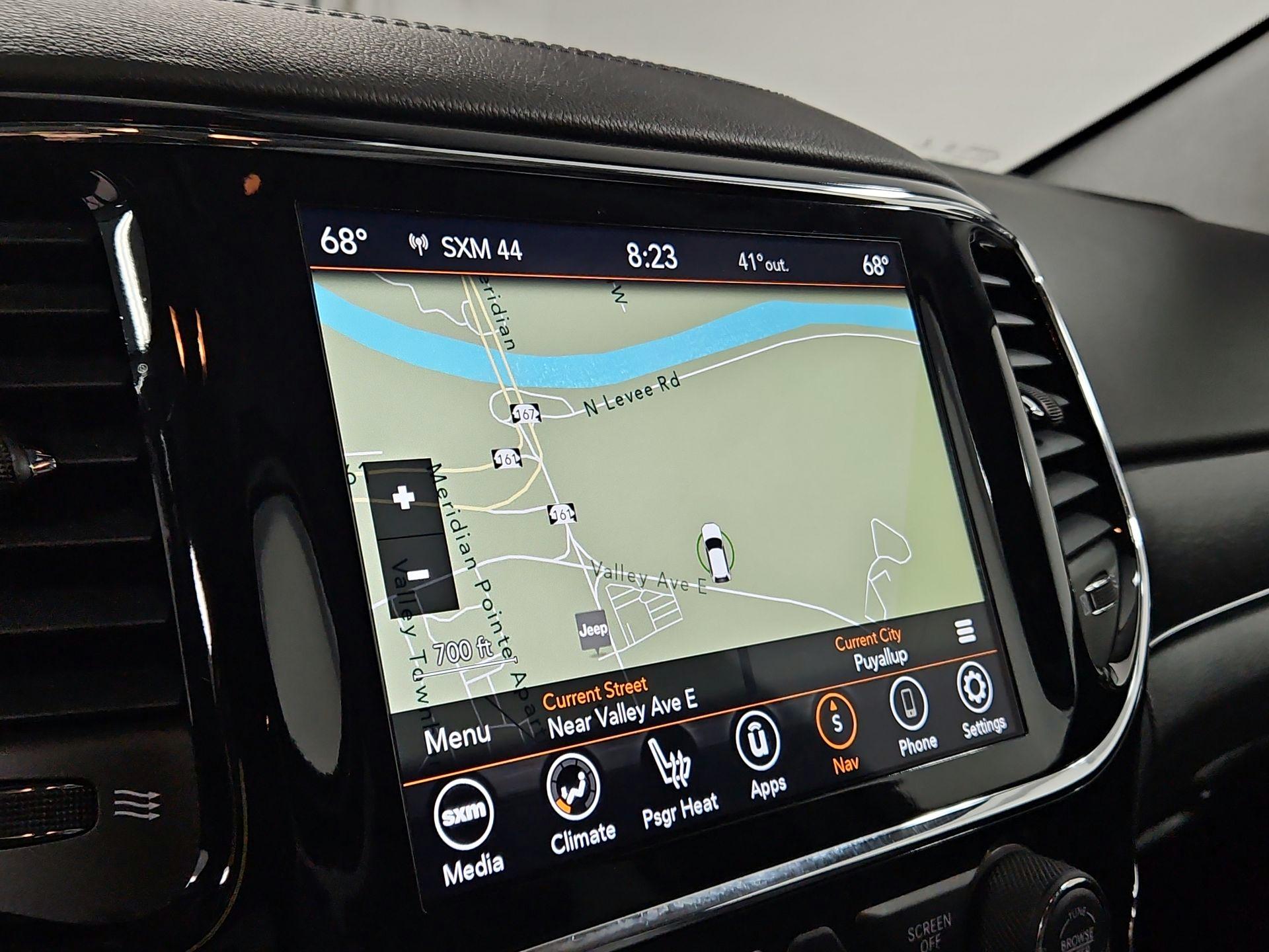 Thumbnail: 2020 Jeep Grand Cherokee - 14