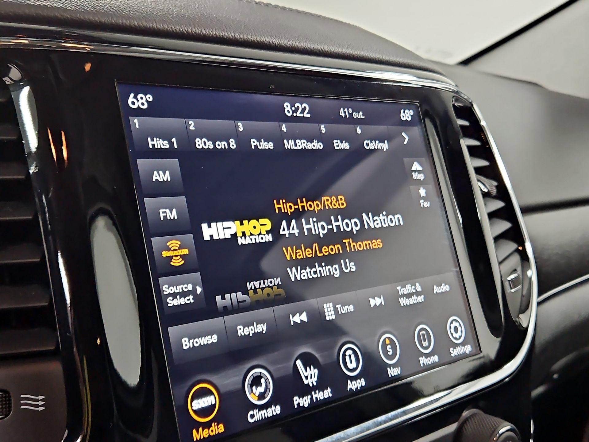 Thumbnail: 2020 Jeep Grand Cherokee - 16