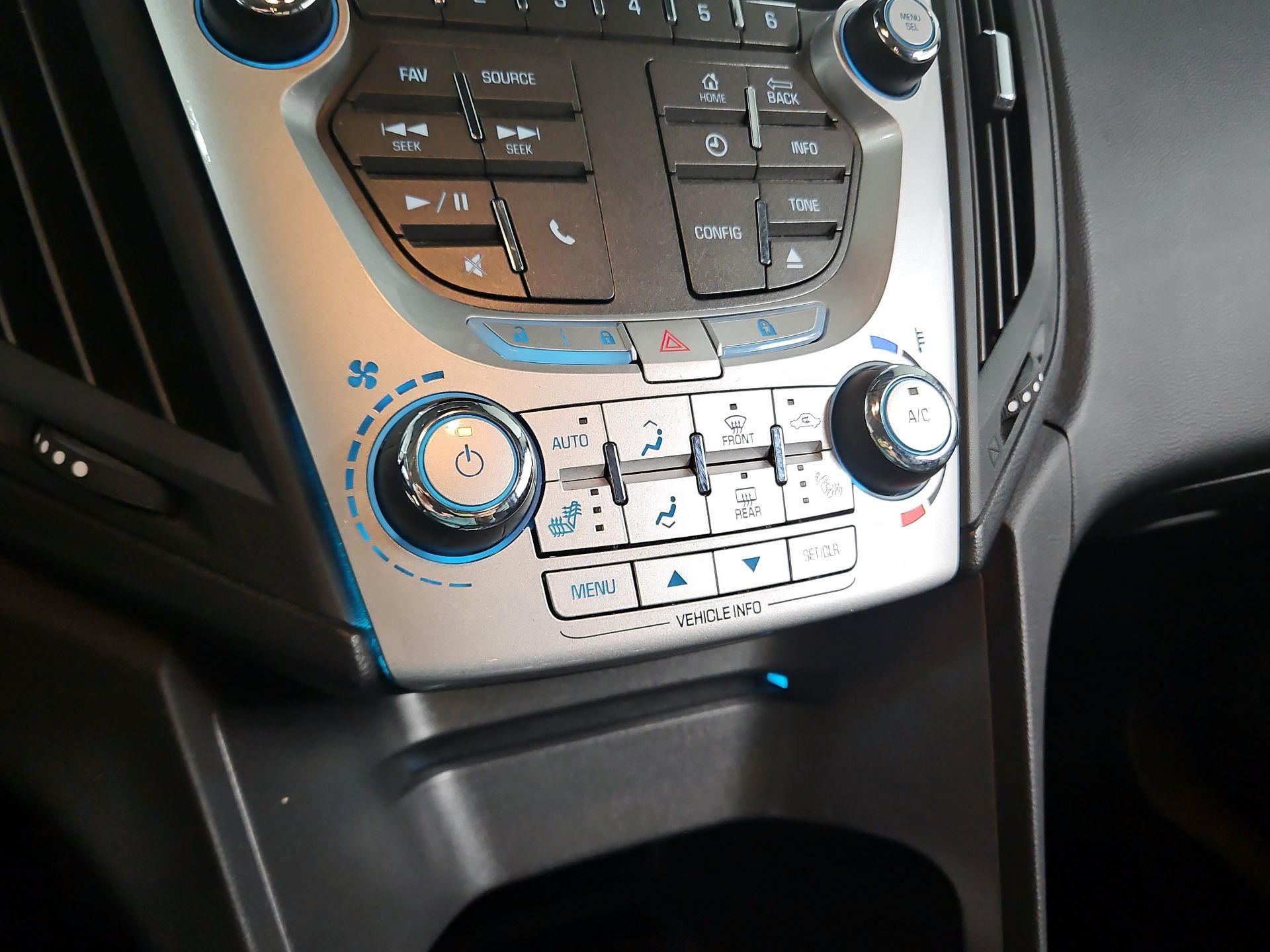 Thumbnail: 2014 Chevrolet Equinox - 15