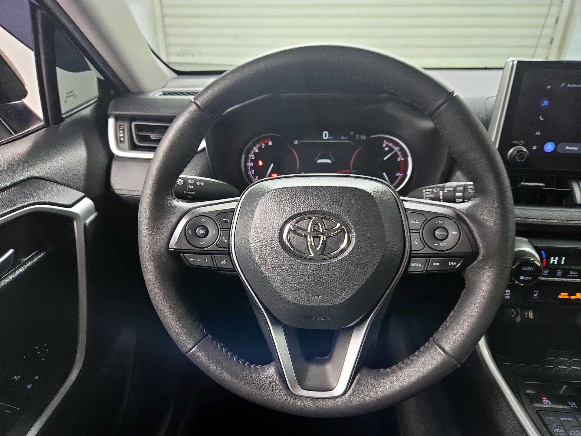 Thumbnail: 2024 Toyota RAV4 - 10