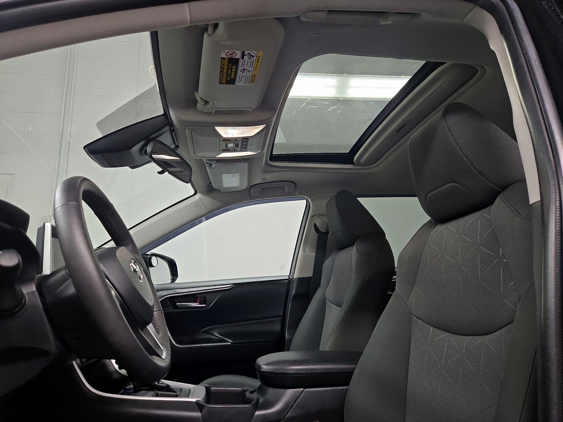 Thumbnail: 2024 Toyota RAV4 - 19