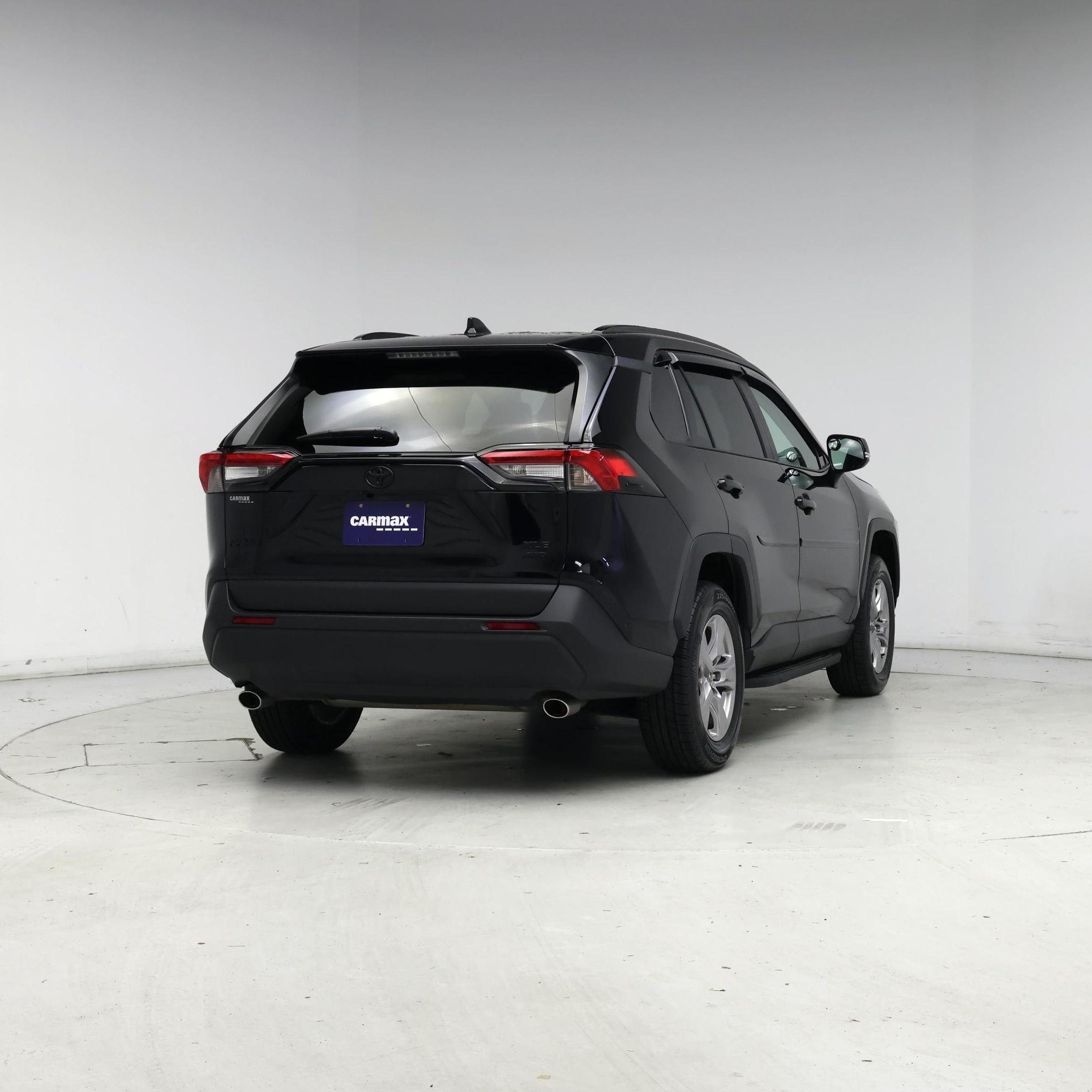 Thumbnail: 2024 Toyota RAV4 - 8