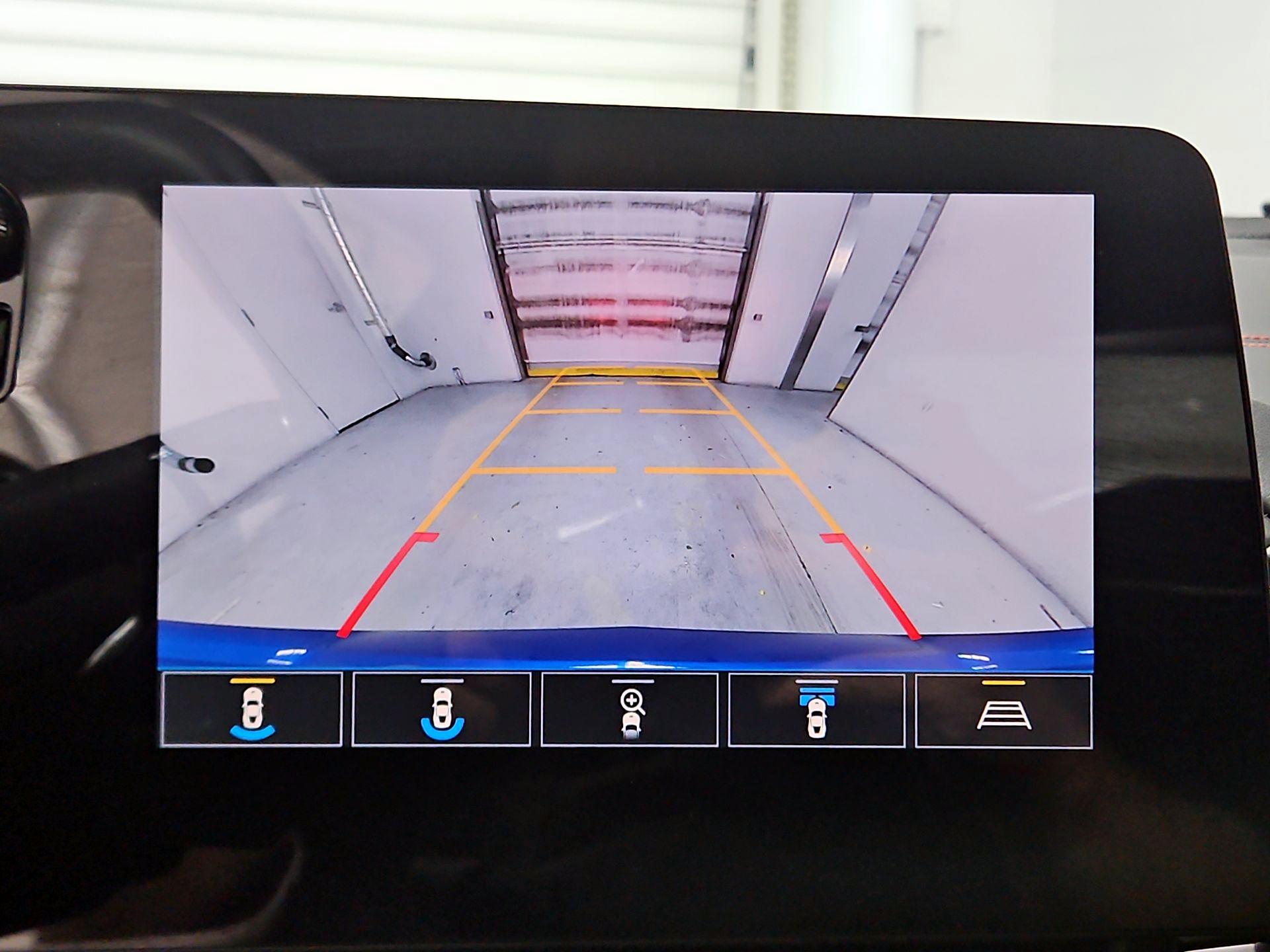 Thumbnail: 2020 Chevrolet Corvette - 15