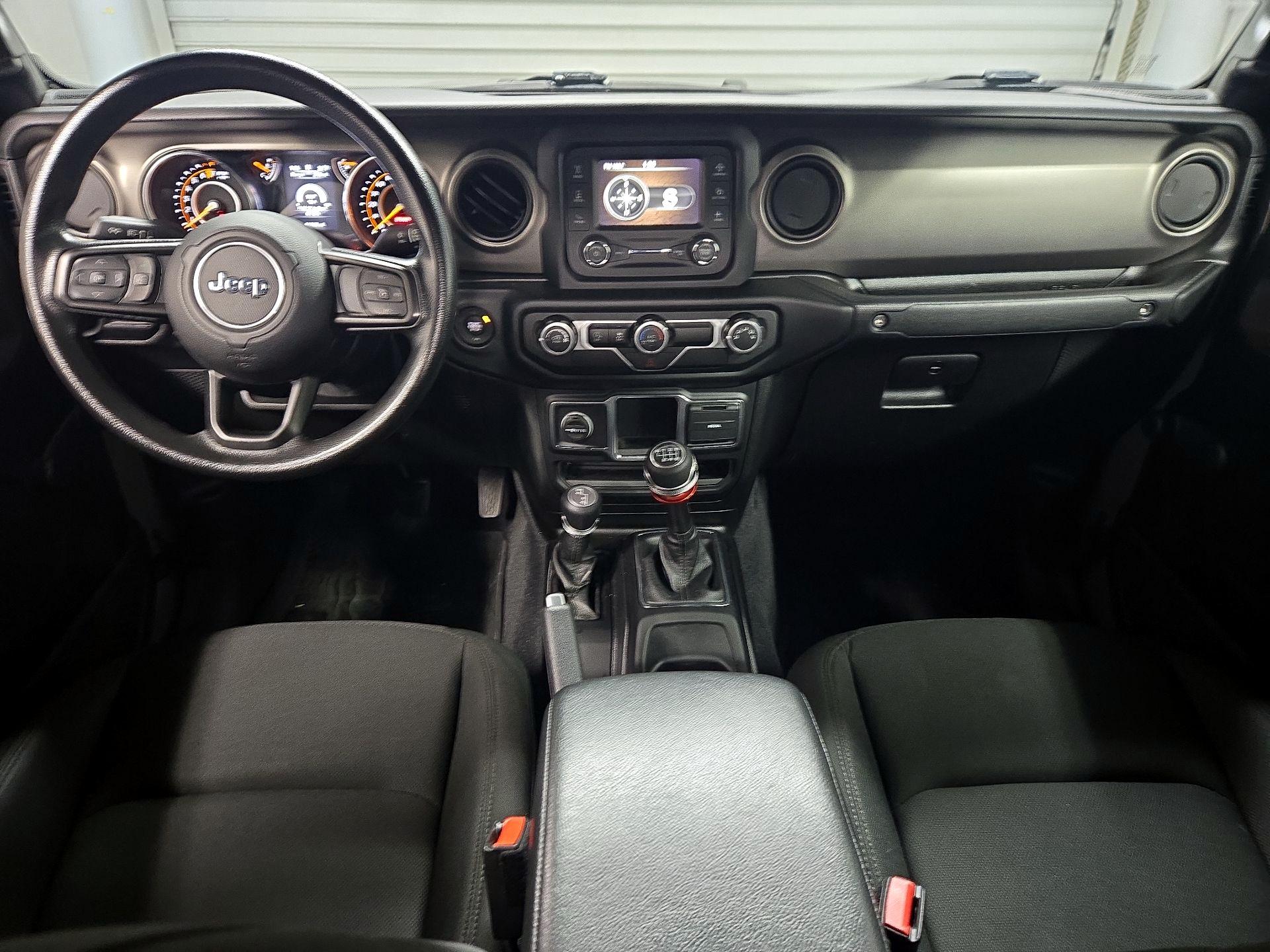 Thumbnail: 2021 Jeep Gladiator - 9