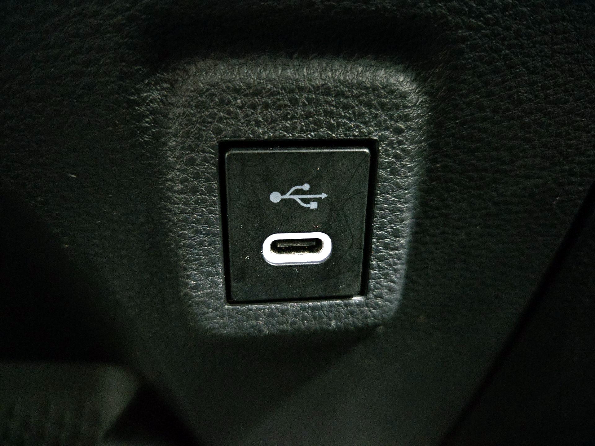 Thumbnail: 2024 Toyota Corolla - 18