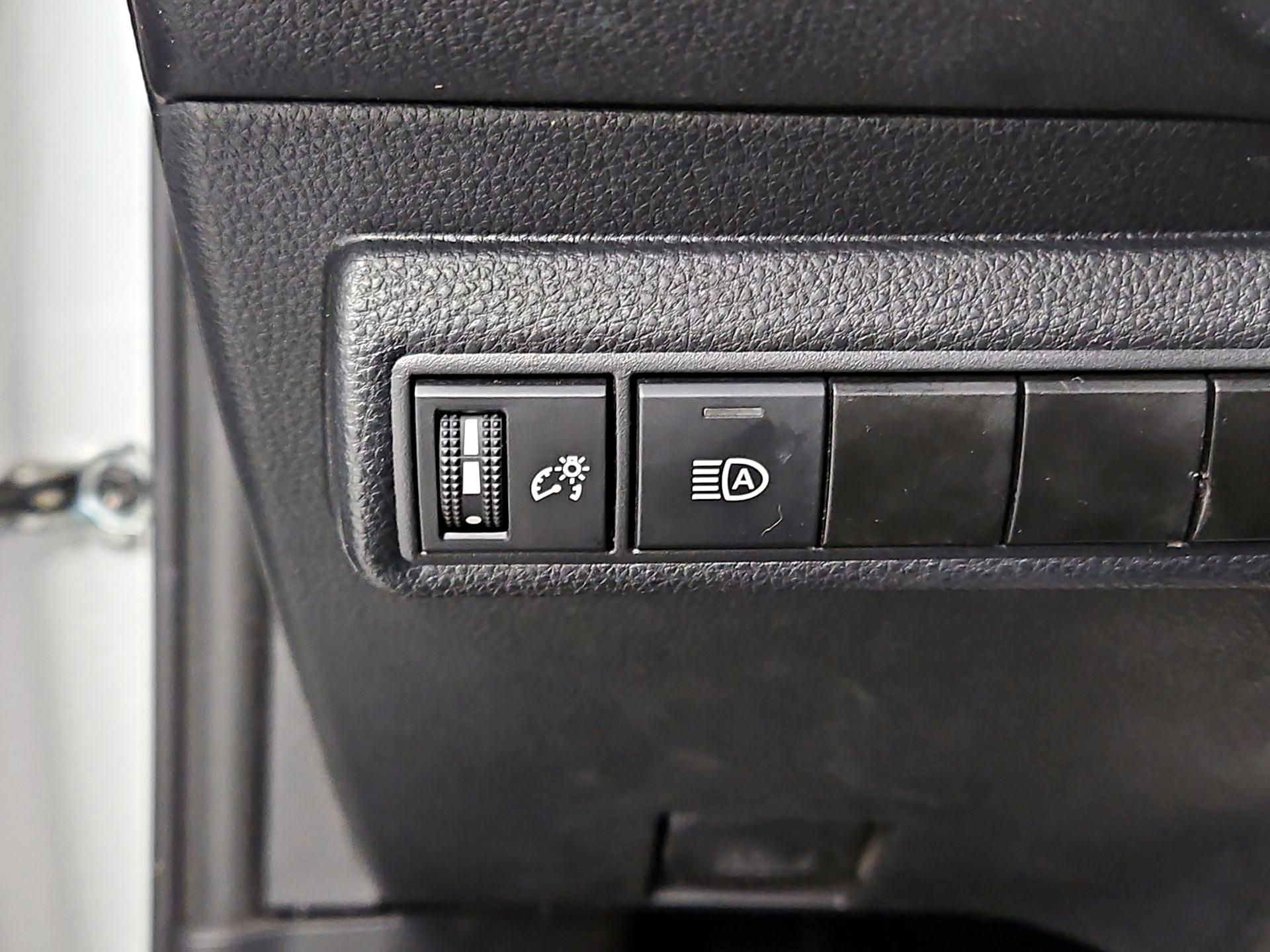 Thumbnail: 2024 Toyota Corolla - 13