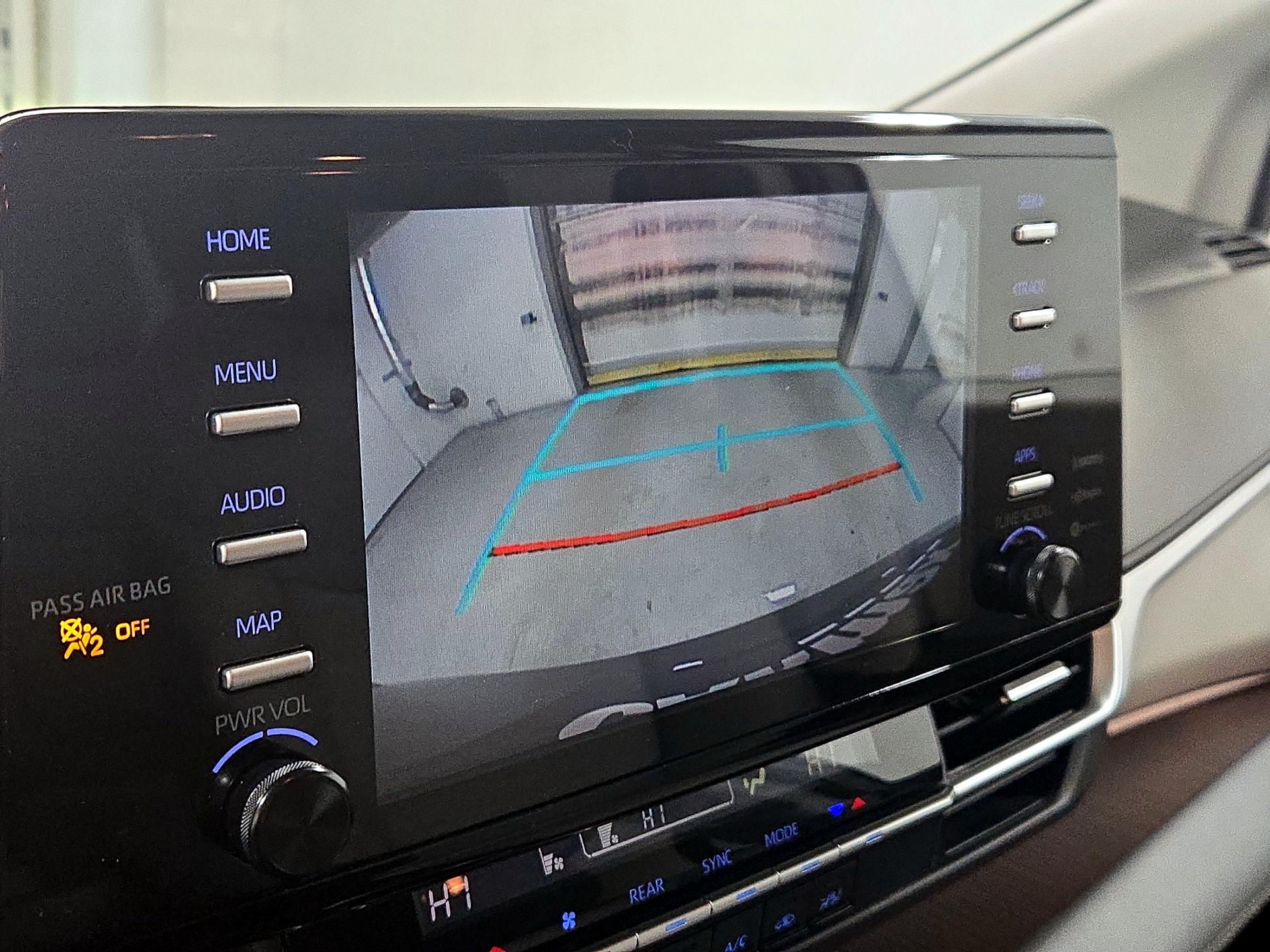 Thumbnail: 2024 Toyota Sienna - 14