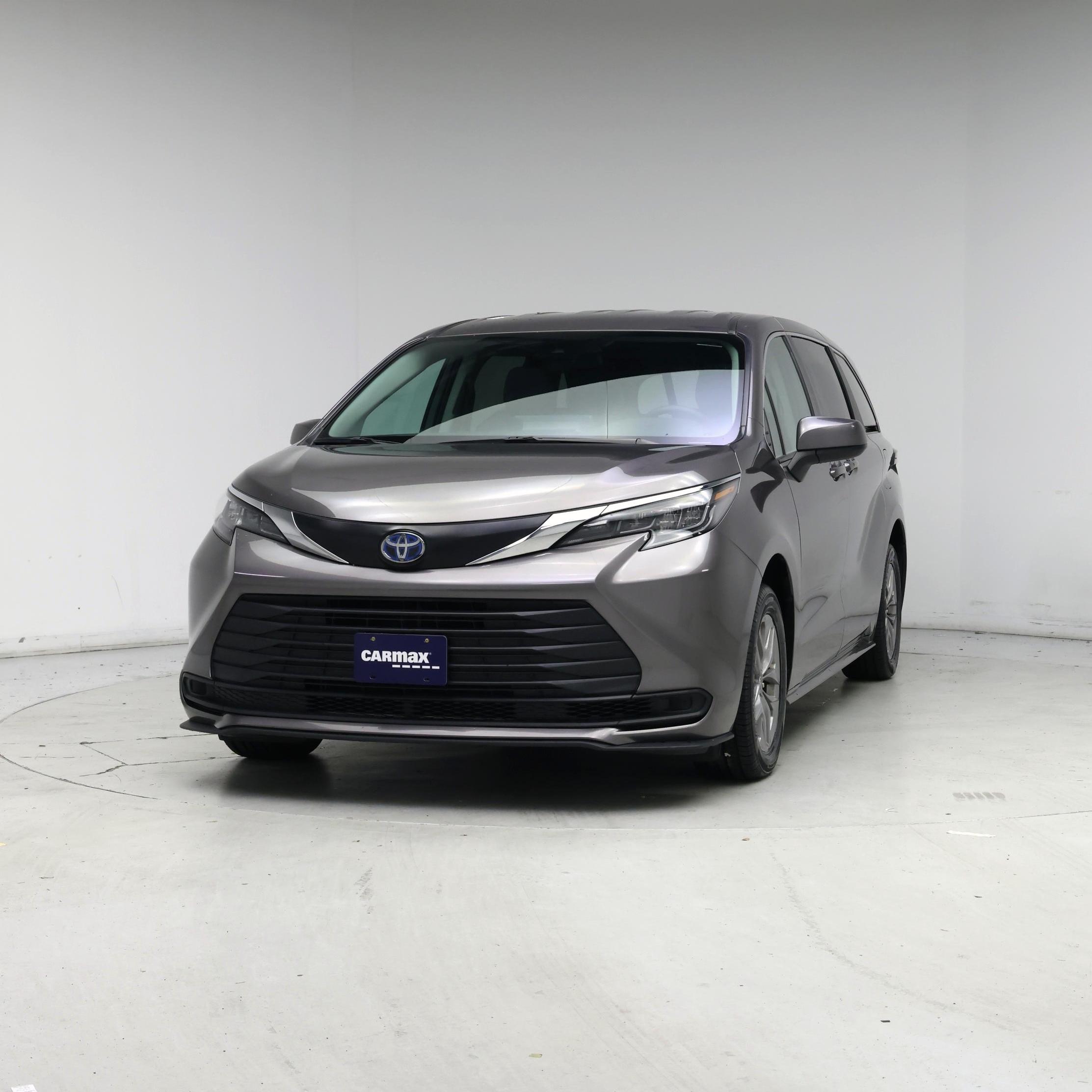 Thumbnail: 2024 Toyota Sienna - 4