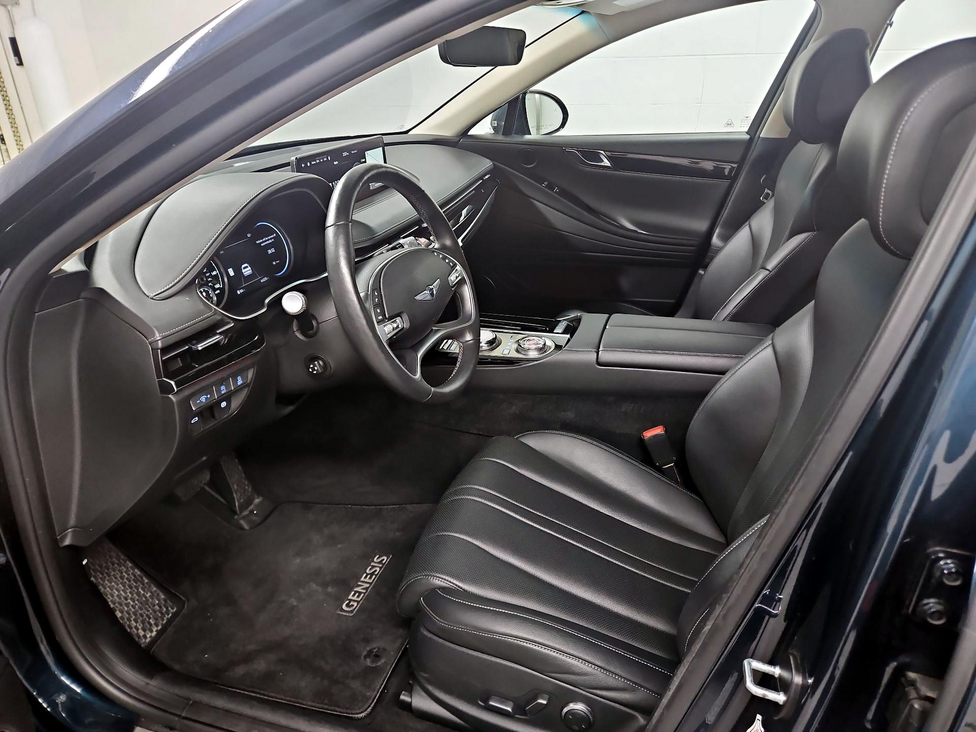 Thumbnail: 2023 Genesis G80 - 11