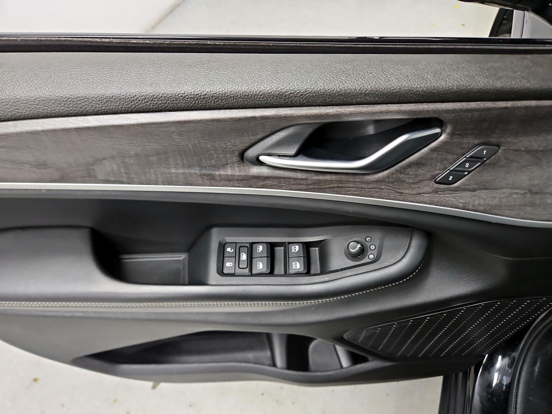 Thumbnail: 2023 Jeep Grand Cherokee - 12