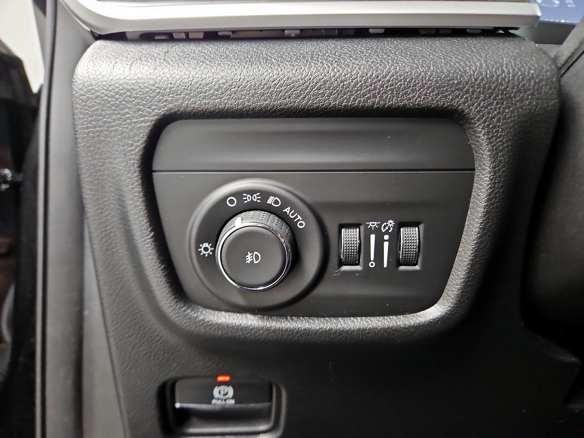 Thumbnail: 2023 Jeep Grand Cherokee - 13