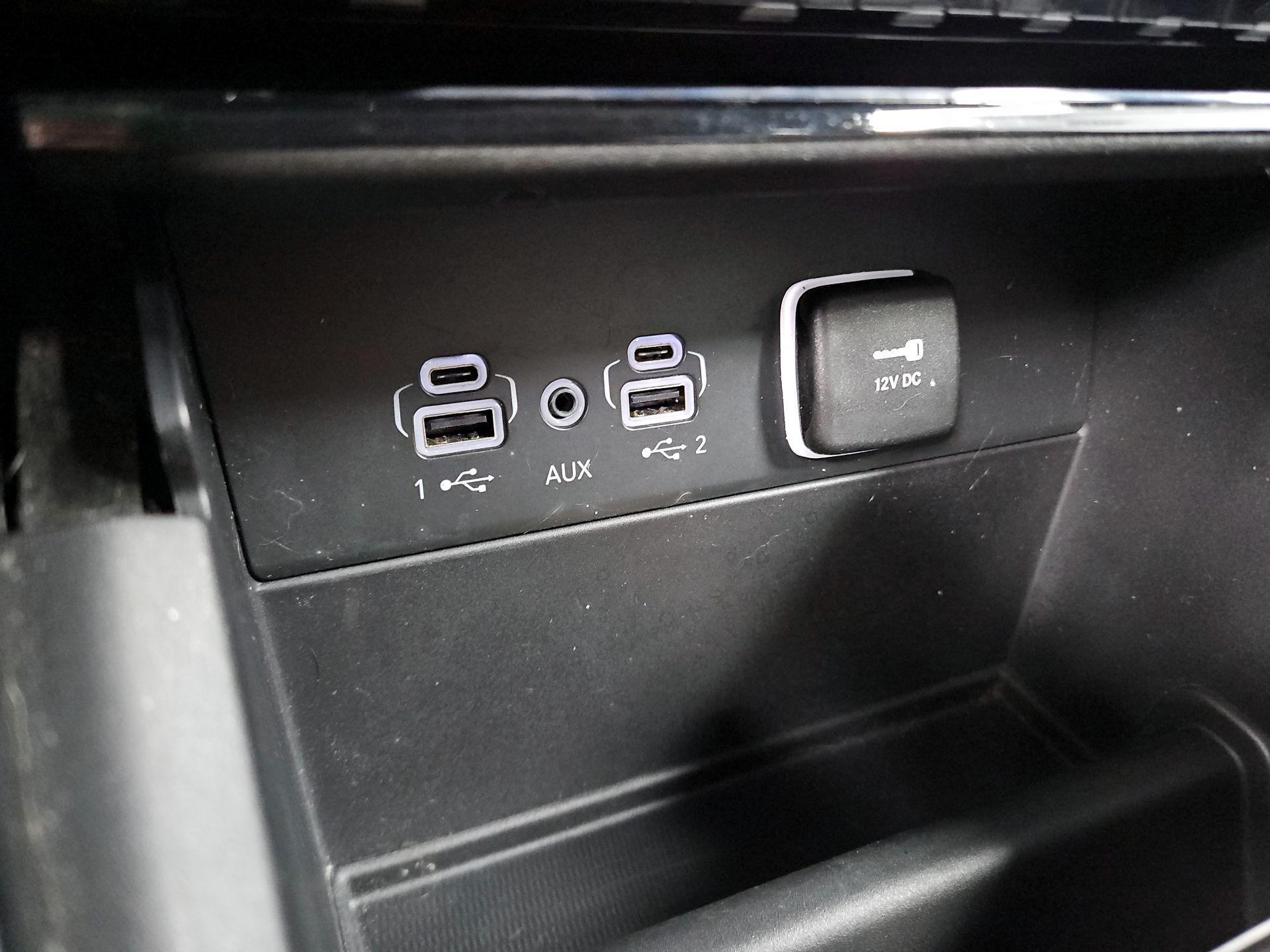 Thumbnail: 2023 Jeep Grand Cherokee - 19