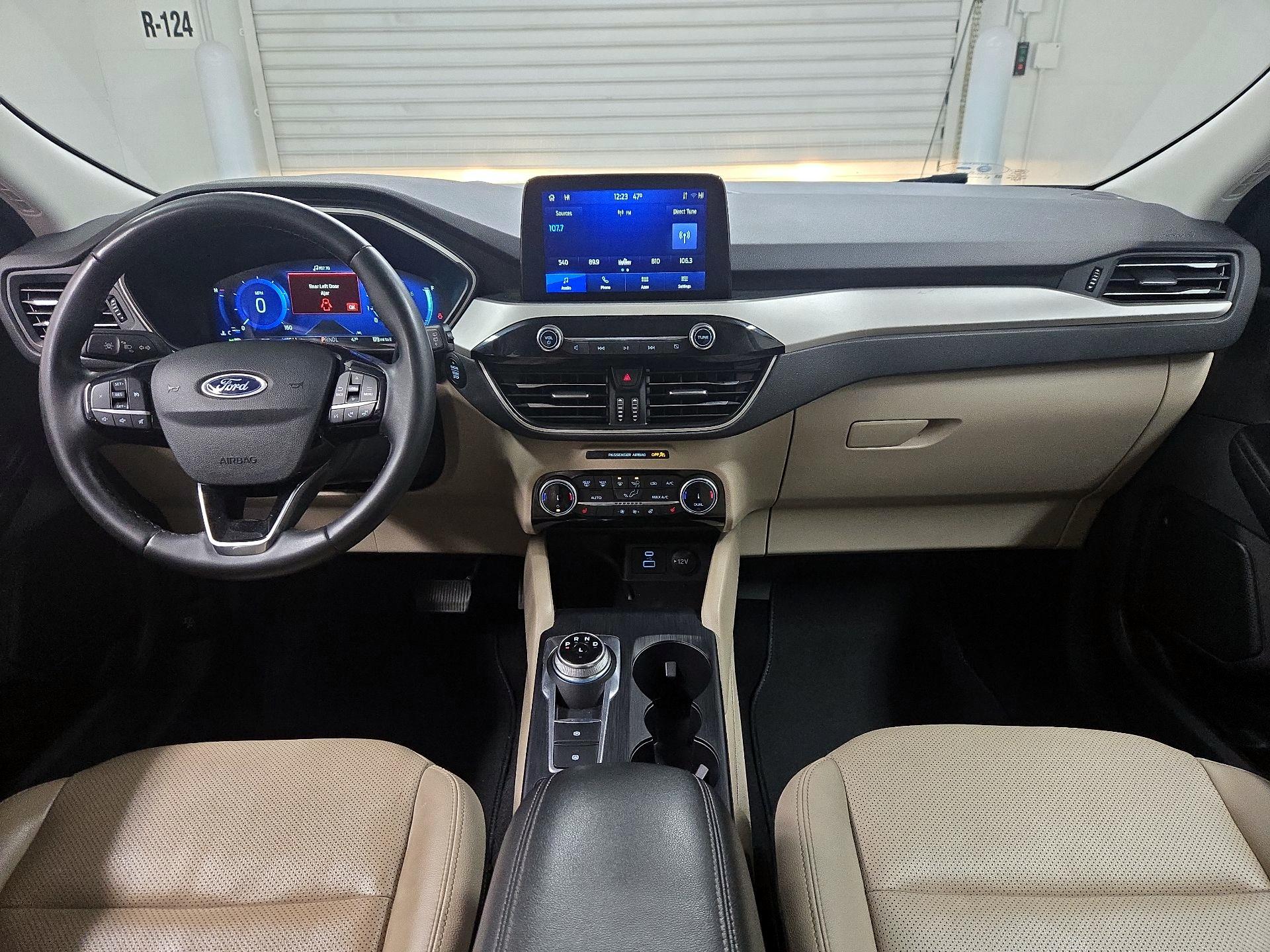 Thumbnail: 2022 Ford Escape - 9