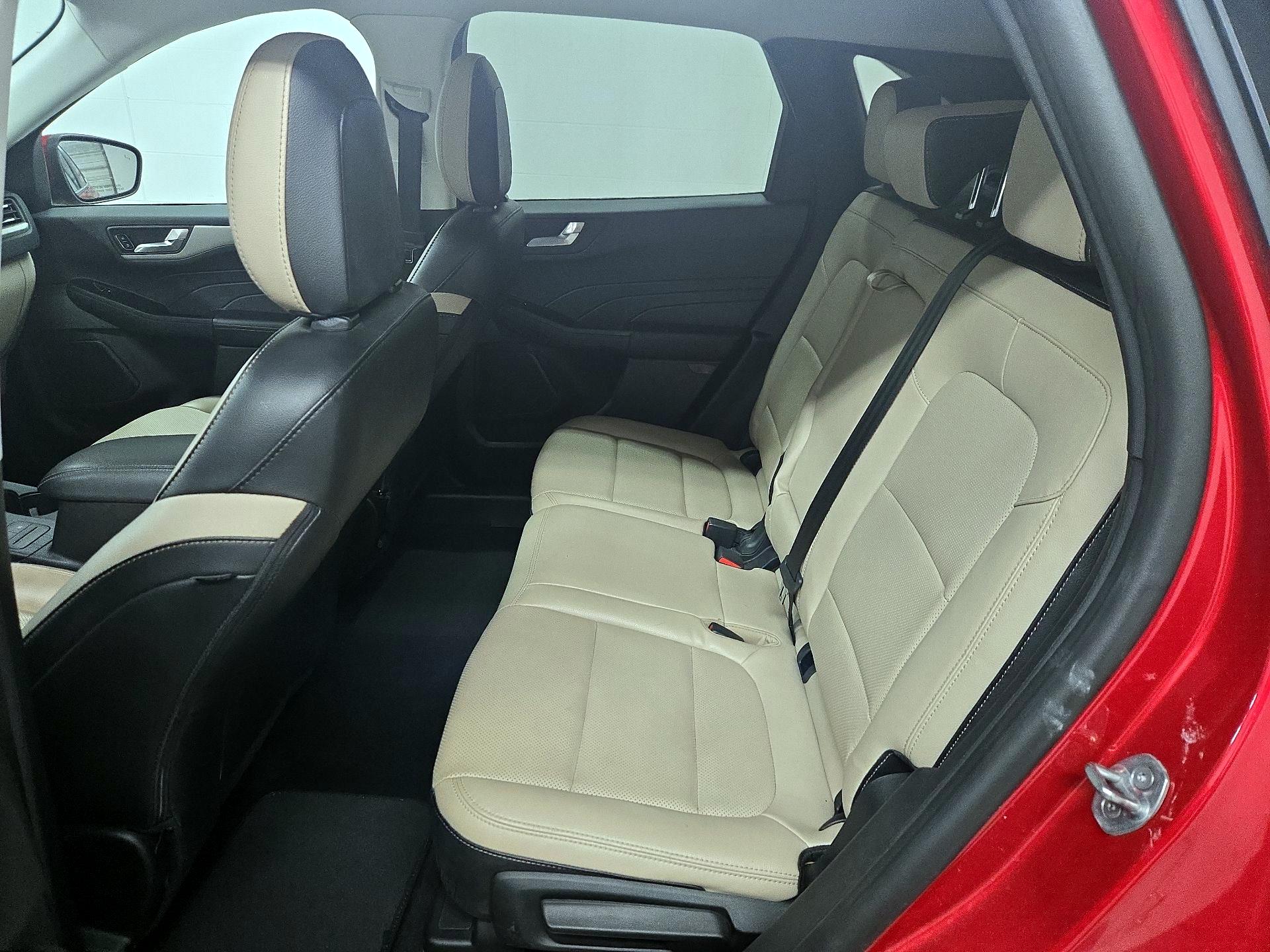 Thumbnail: 2022 Ford Escape - 19