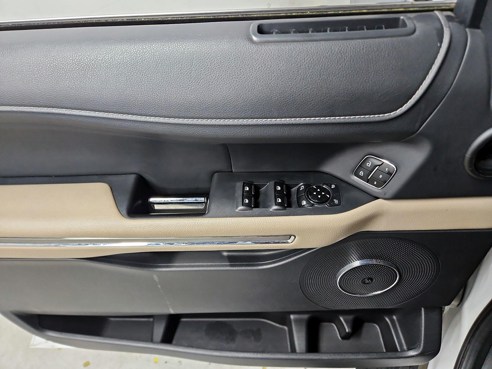 Thumbnail: 2023 Ford Expedition MAX - 12