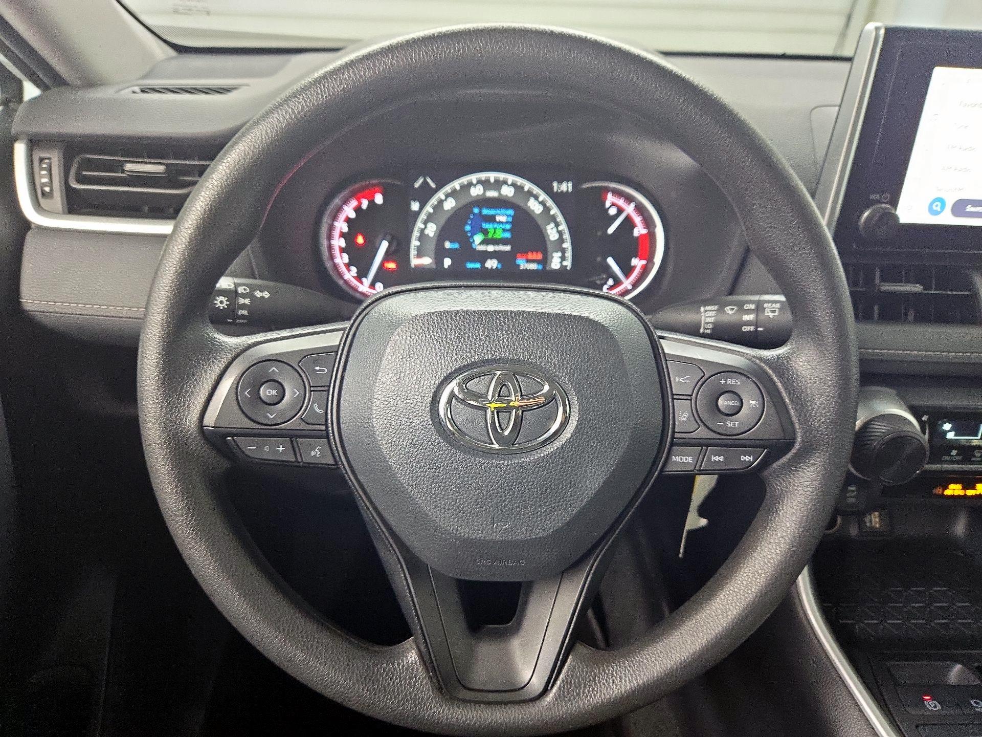 Thumbnail: 2024 Toyota RAV4 - 10