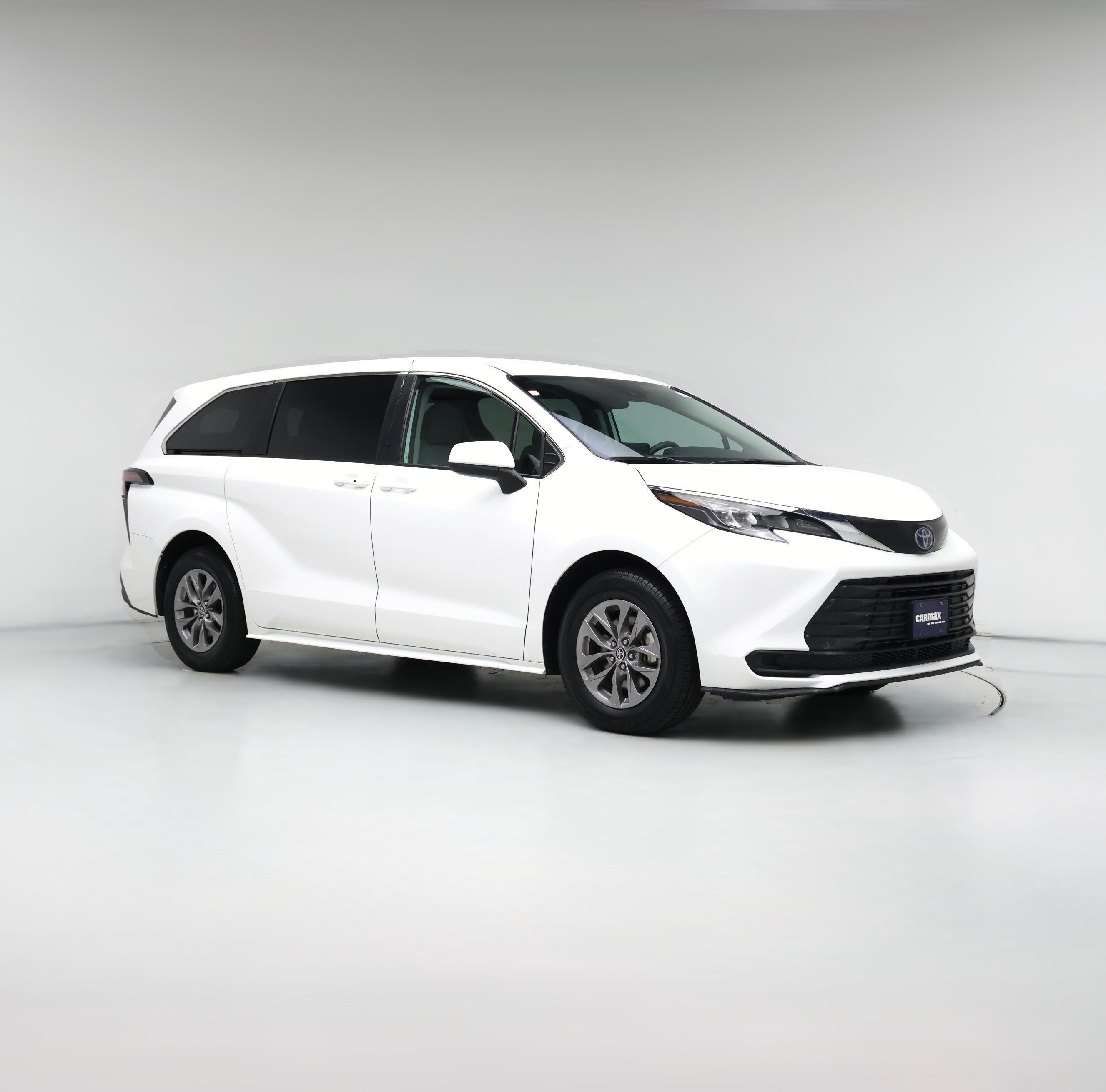 Thumbnail: 2024 Toyota Sienna - 1