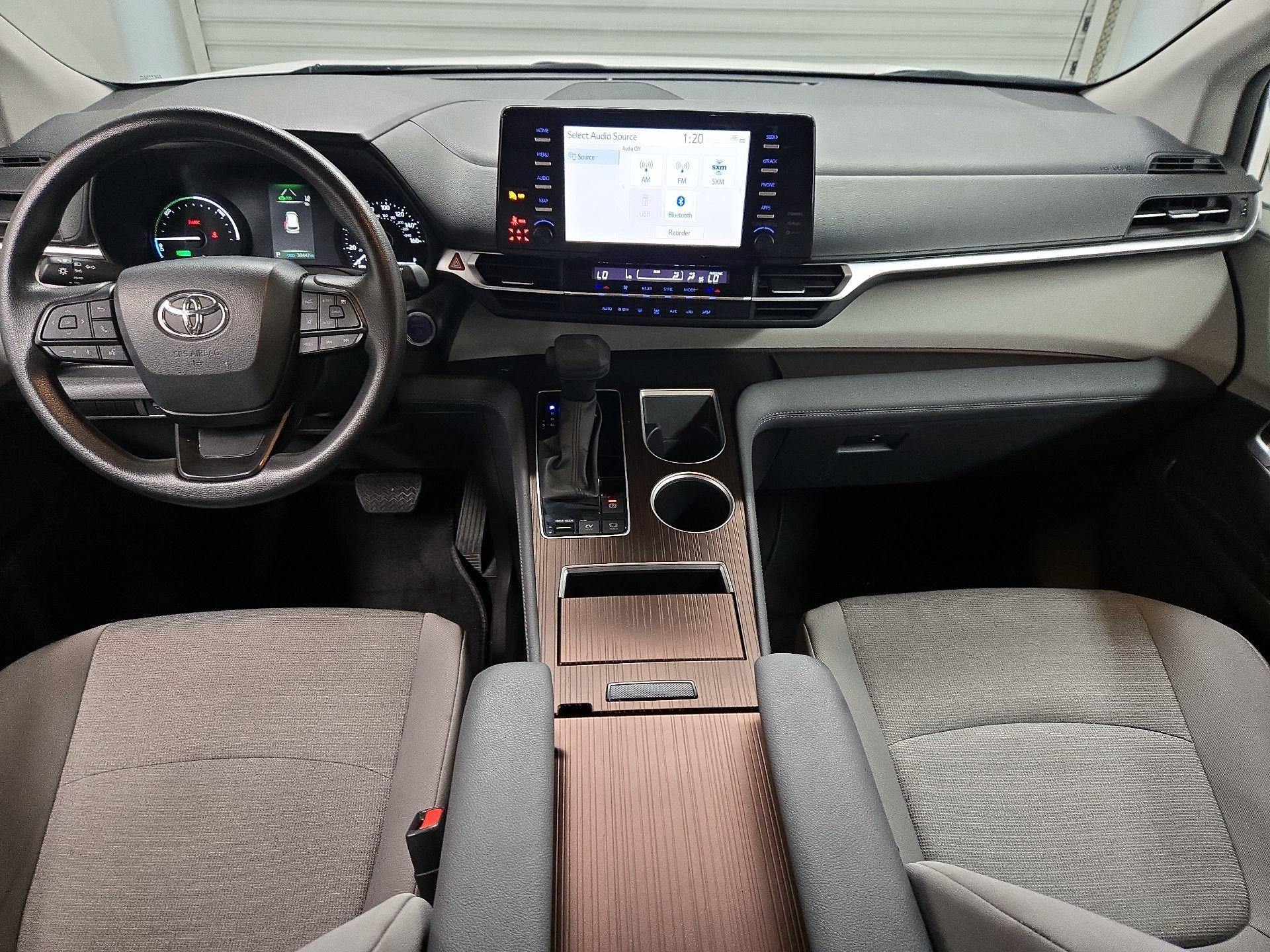 Thumbnail: 2024 Toyota Sienna - 9