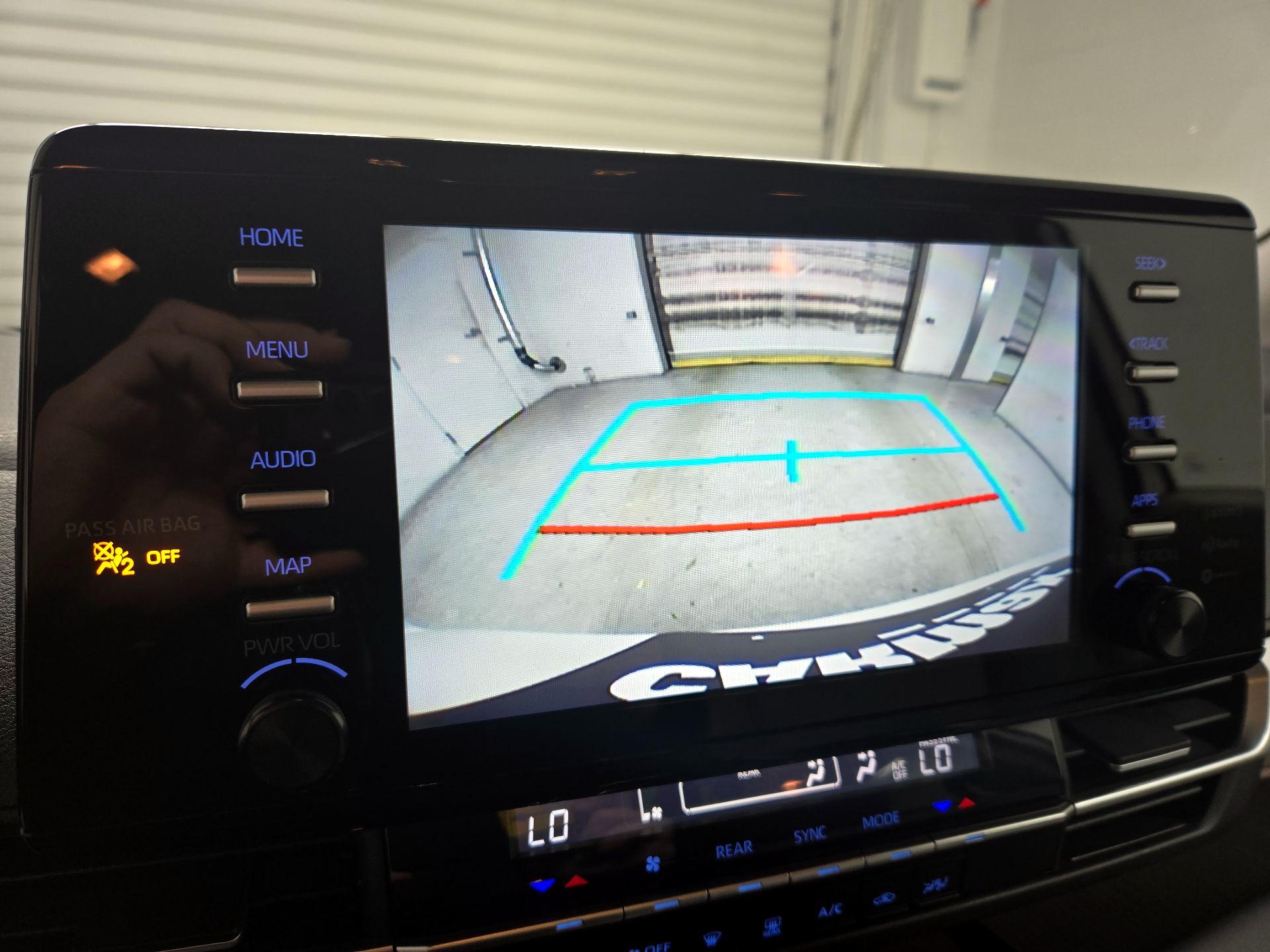 Thumbnail: 2024 Toyota Sienna - 14