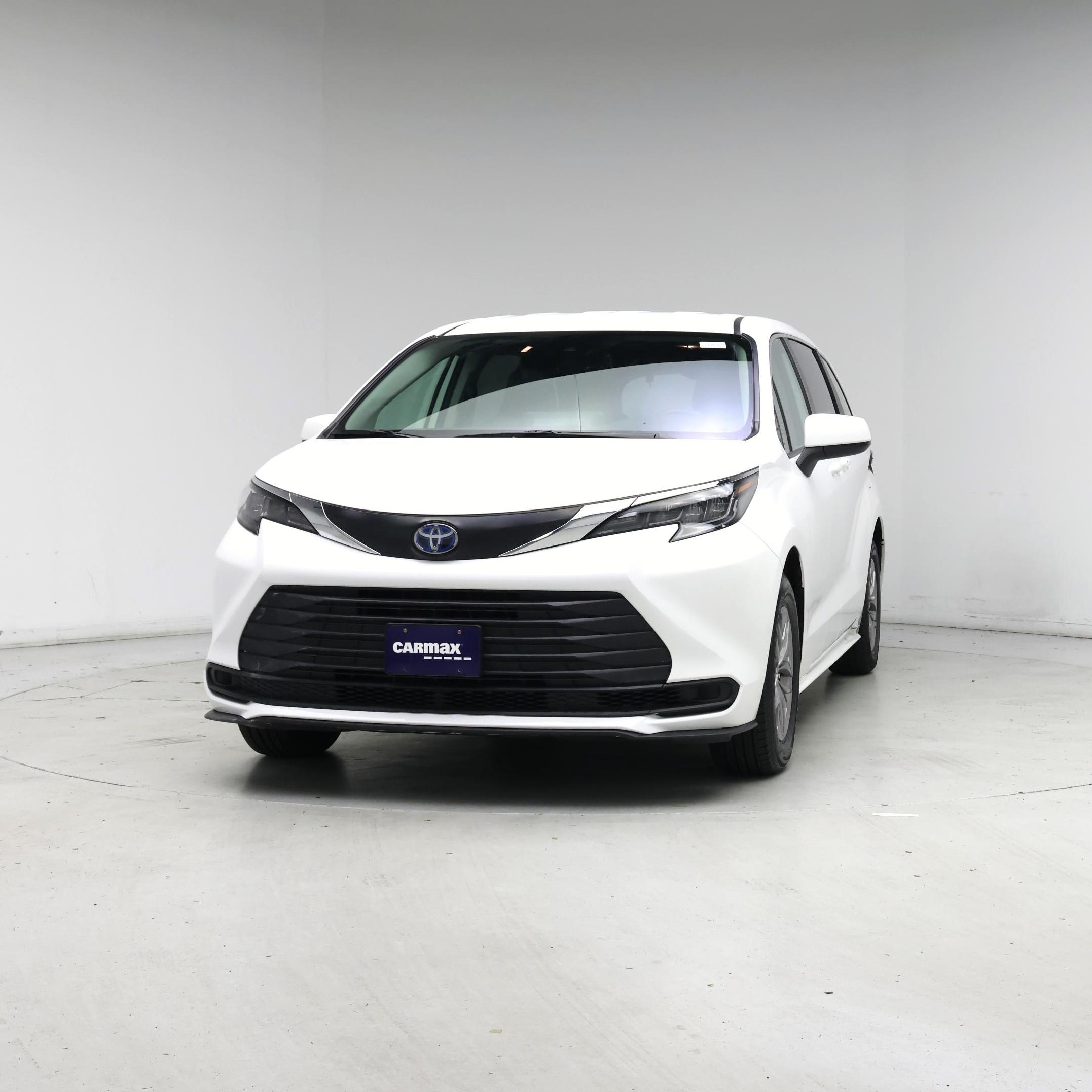 Thumbnail: 2024 Toyota Sienna - 4