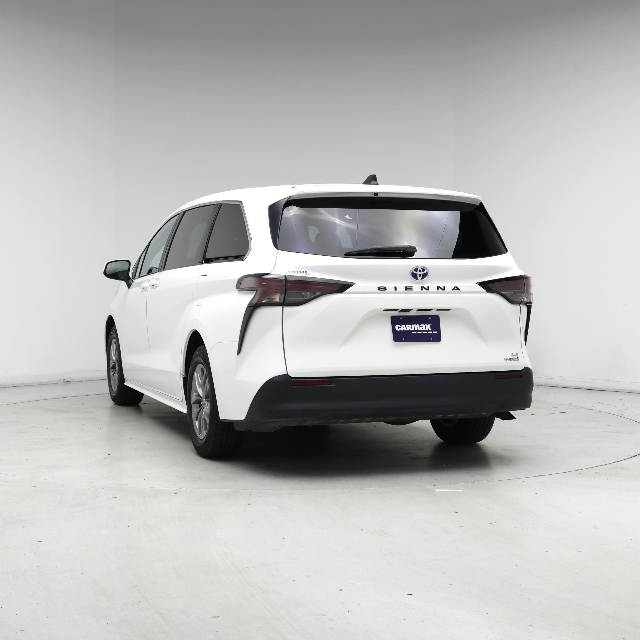 Thumbnail: 2024 Toyota Sienna - 6