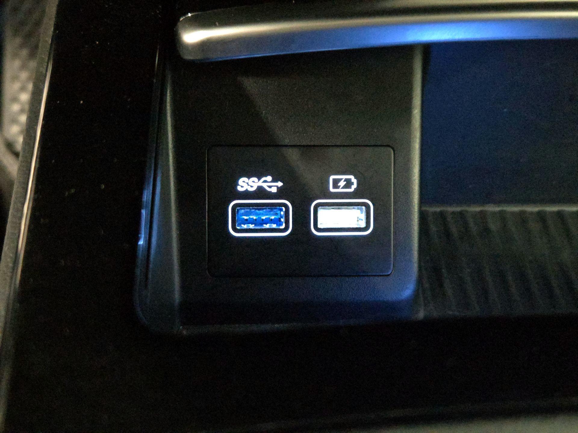 Thumbnail: 2023 Genesis G80 - 19