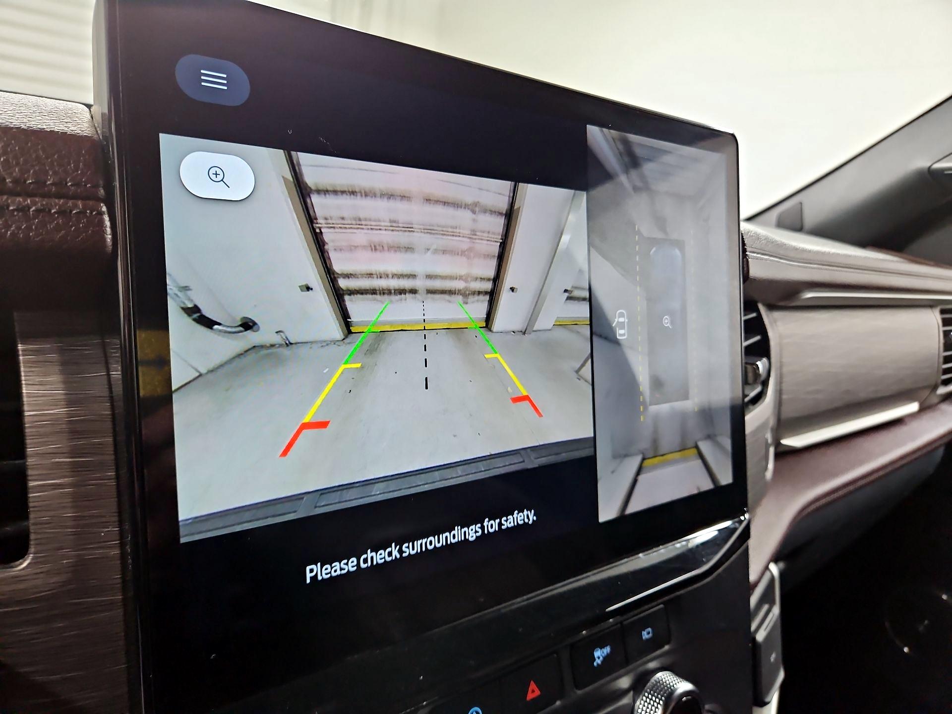 Thumbnail: 2023 Ford Expedition - 15