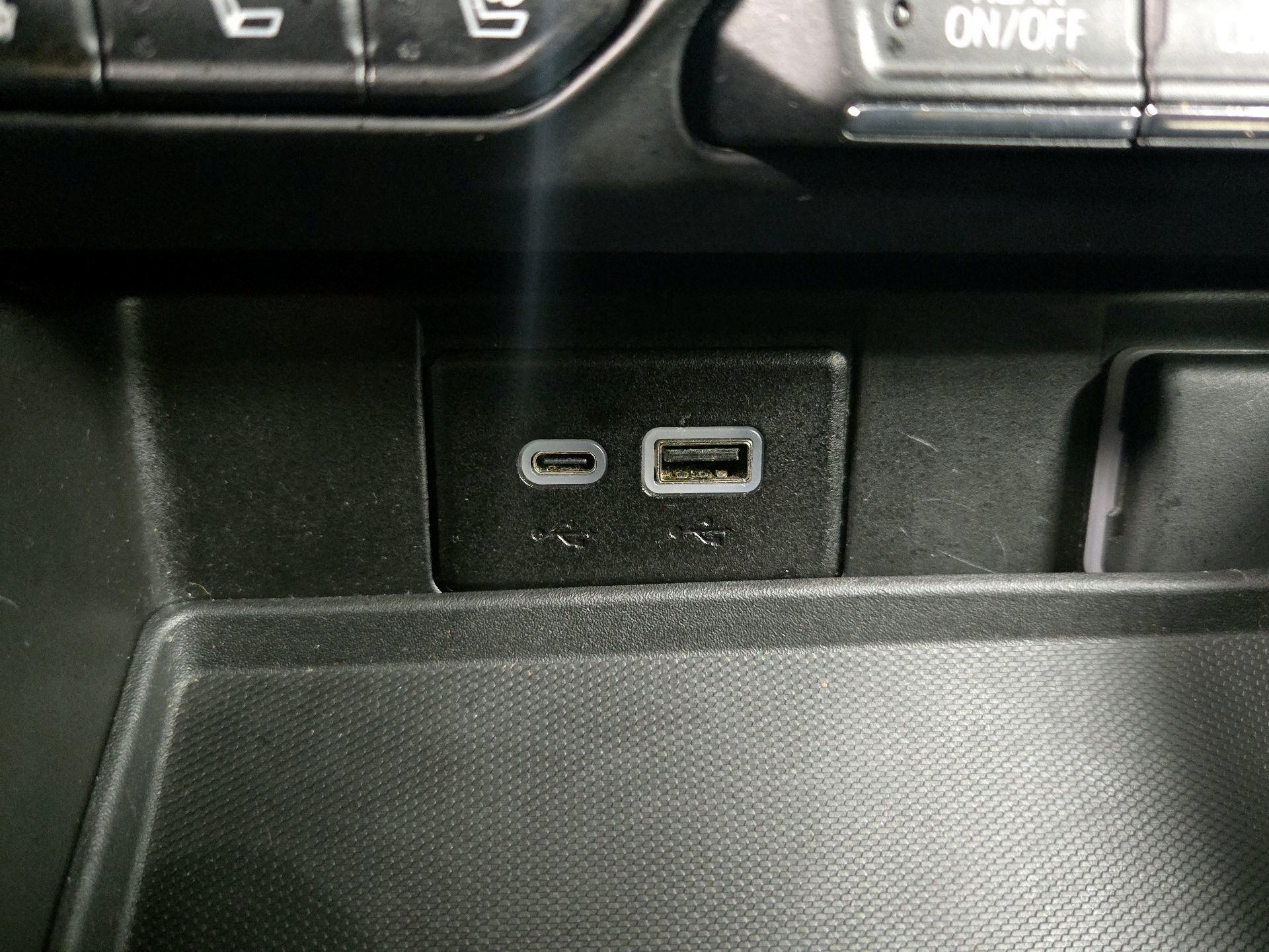 Thumbnail: 2023 Chevrolet Suburban - 19